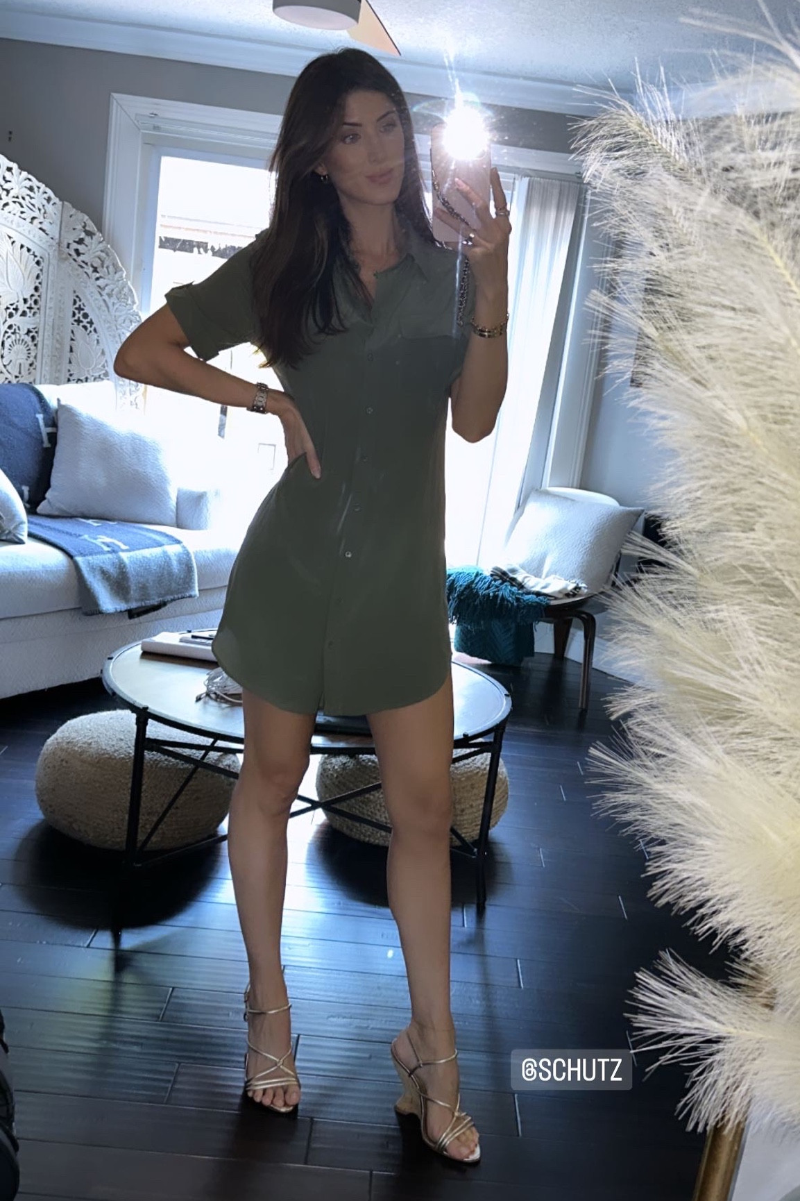 When you have a business meeting at 4 and drinks at 6 😅👑

#LTKSeasonal #LTKFind #LTKstyletip