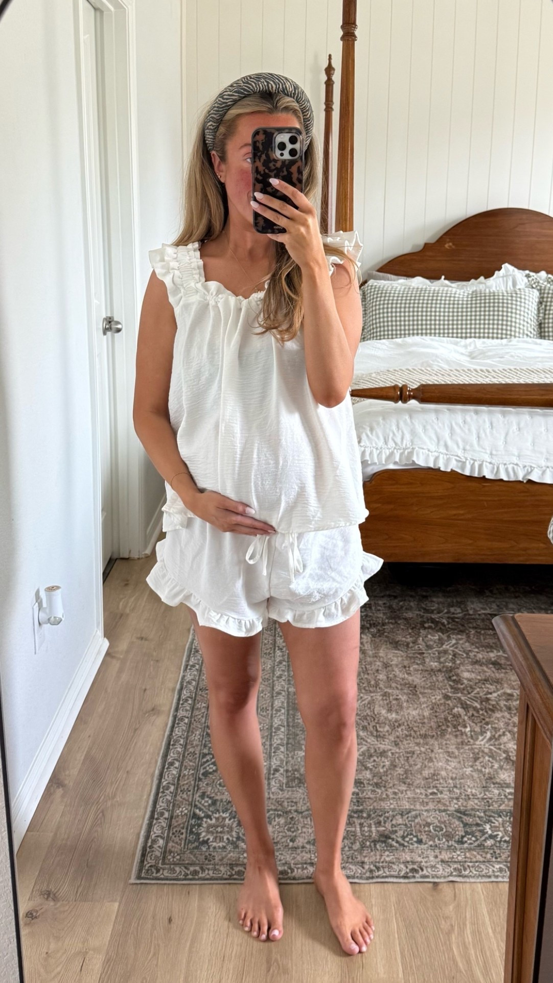 cutest amazon pjs🤍
size medium!