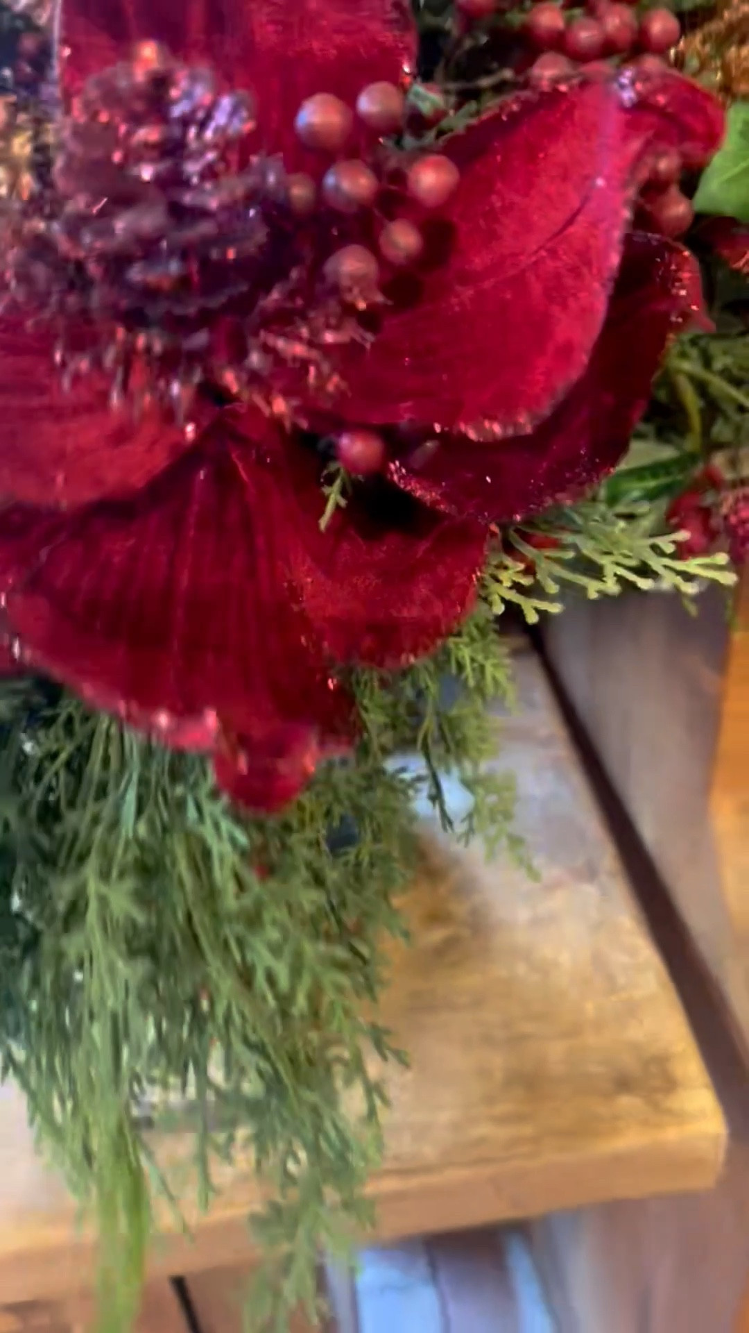 The happiest season of the year—
a beautiful holiday table starts with the perfect centerpiece.
#HolidayTable #EntertainingAtHome #FestiveDetails #SeasonalDecor #LTKHome

#LTKGiftGuide #LTKHoliday #LTKHome