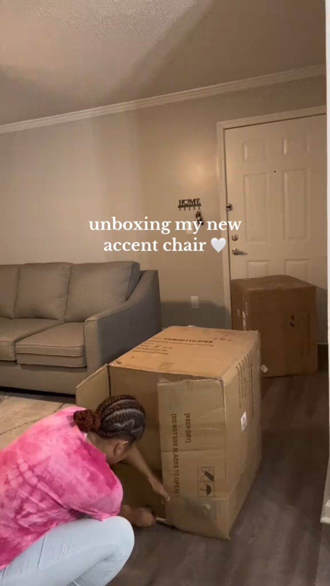 Obsessed with my new accent chair 💕 Yes, my favorite color is pink, so I had to add a little splash of pink everywhere. The exact chair I purchased is currently sold out, but I’ve linked the closest options to it.

#LTKHome #LTKvlog