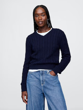 Classic Cable-Knit V-Neck Sweater | Gap (US)
