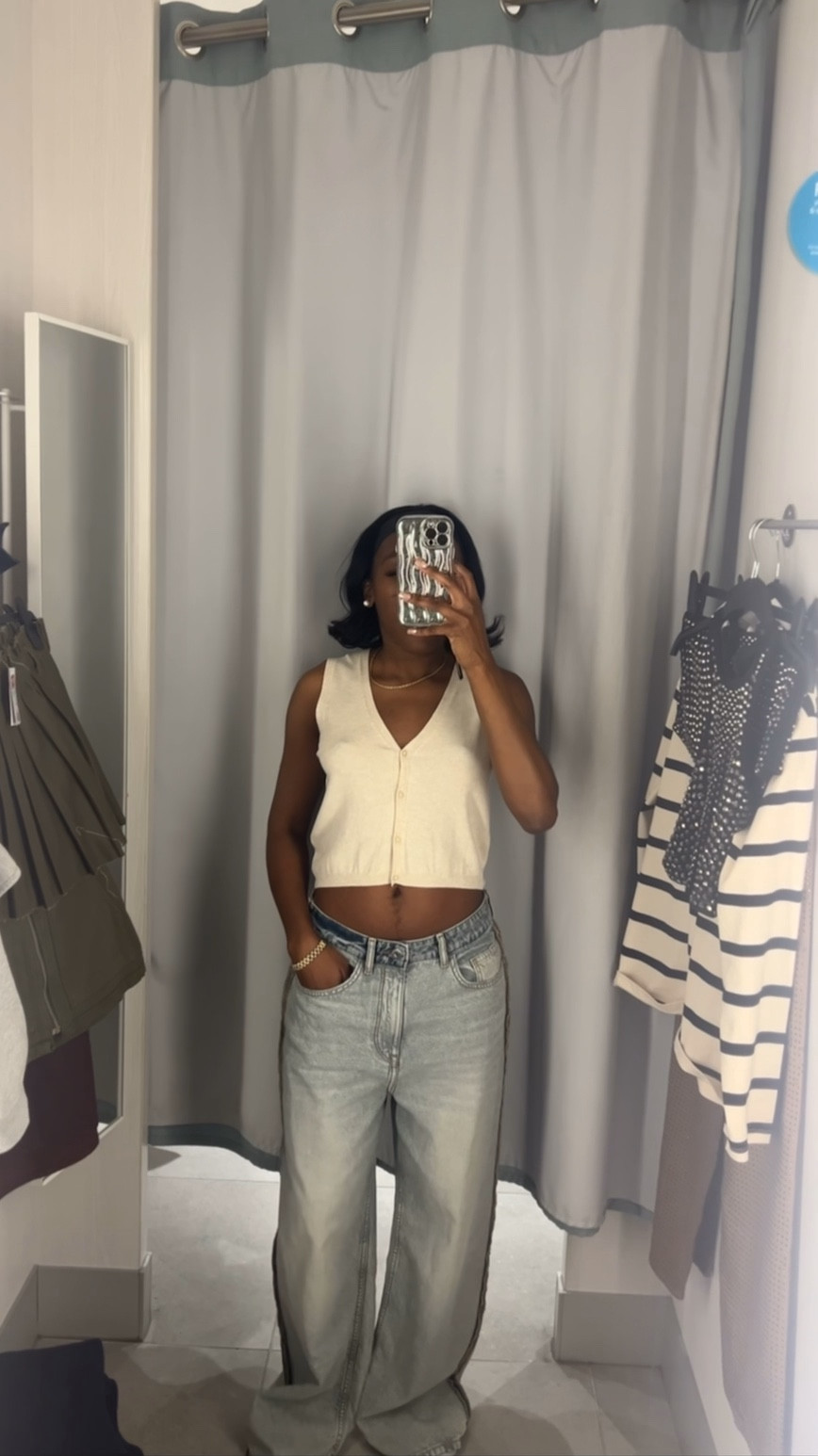 H&M Haul. Will definitely be rotating these pieces in and out for a couple of seasons! 
#elyseadamma #falloutfits #hm #springoutfits #jeans

#LTKStyleTip #LTKCyberWeek