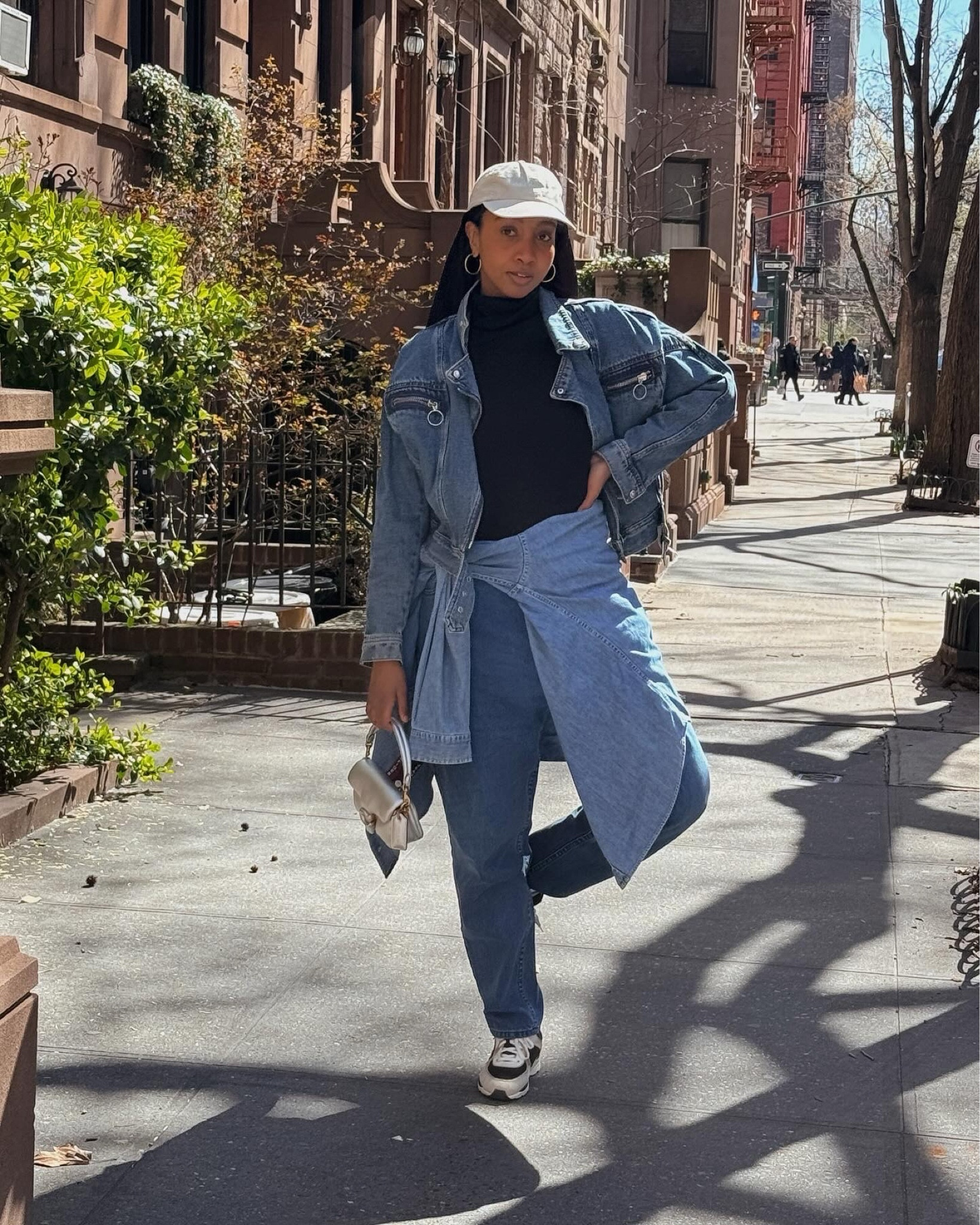 denim on denim outfit 

#LTKstyletip #LTKfindsunder100