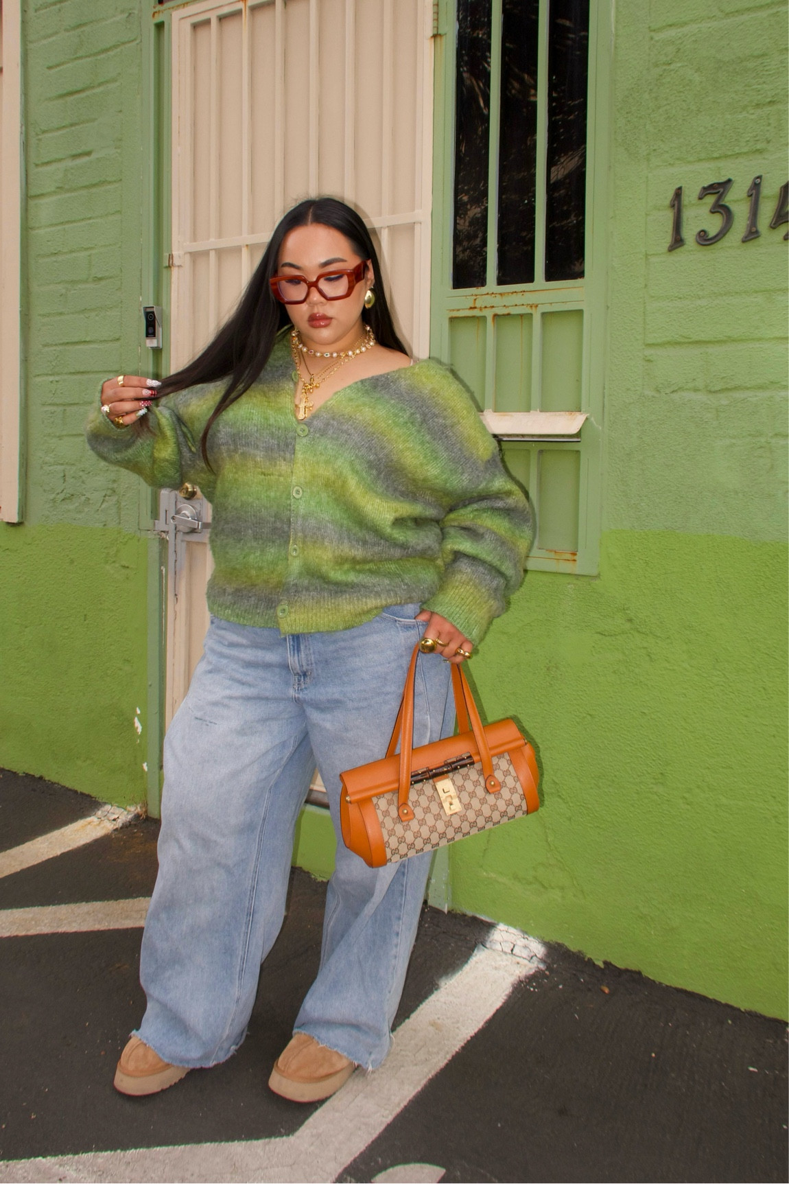 #StylishAtAnySize • I’m wearing…

• cardigan: XXXL
• jeans: US 20 
• uggs: US 10 

#LTKGiftGuide #LTKCyberWeek #LTKHoliday