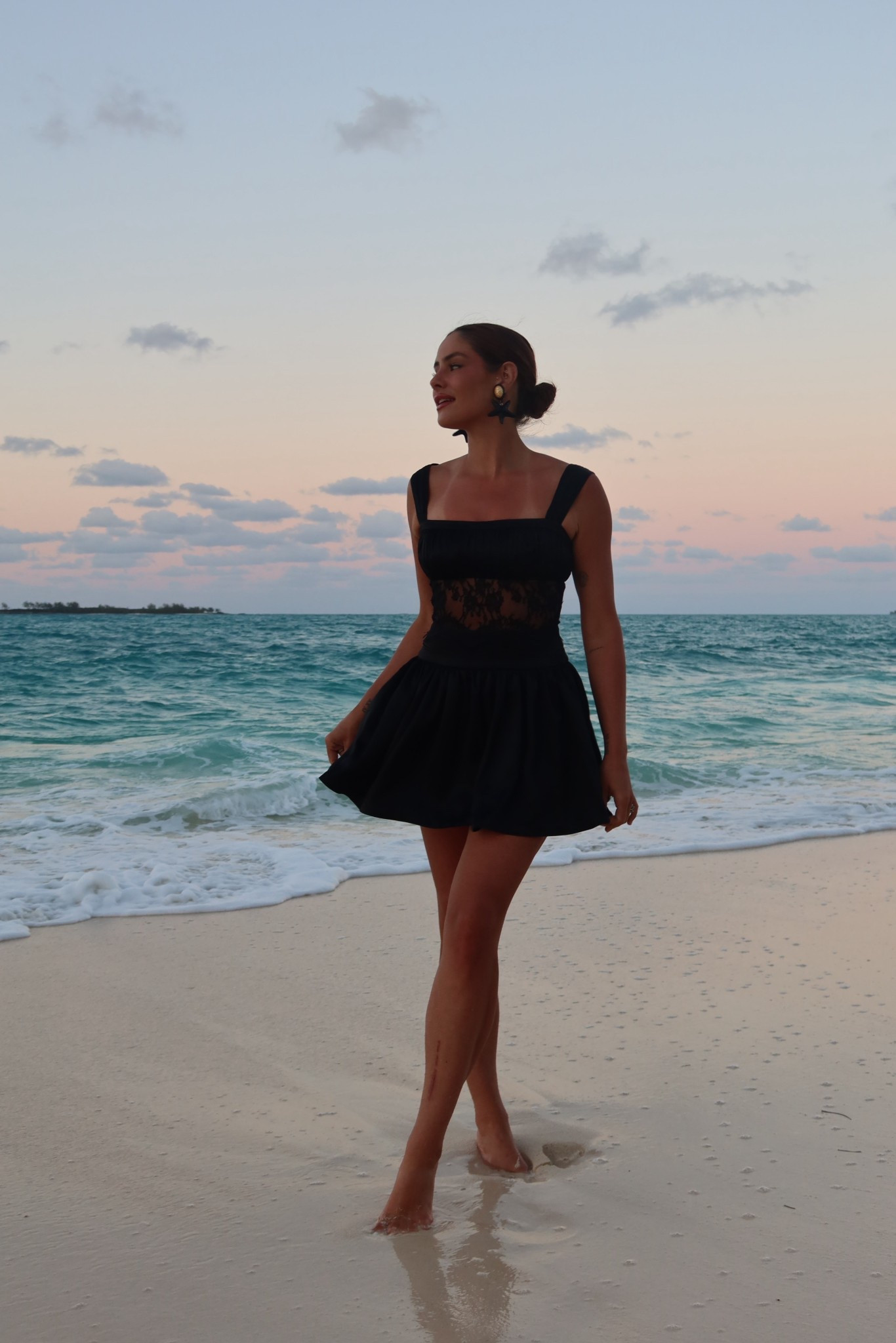 Sunset dancing 🖤 

#LTKSeasonal #LTKTravel