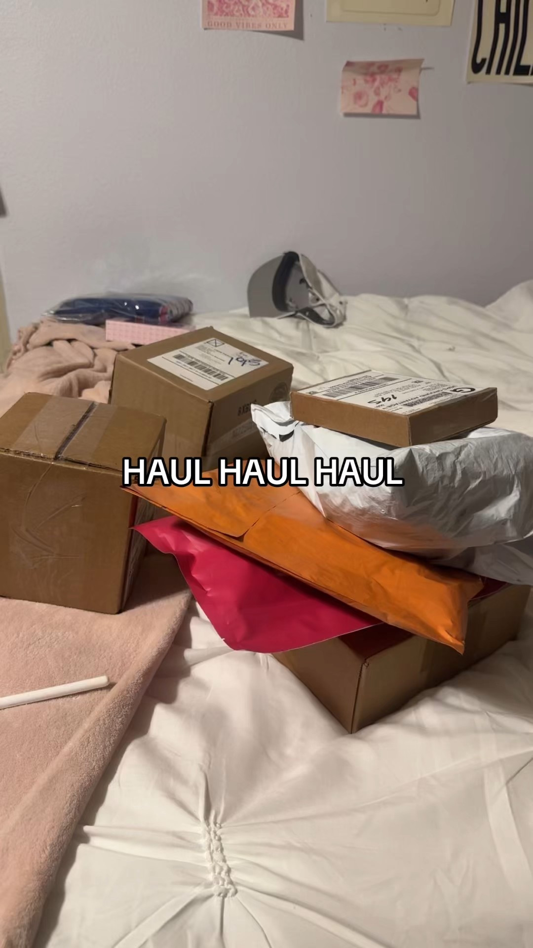 BOOJEE ON A BUDGET! +++ more 