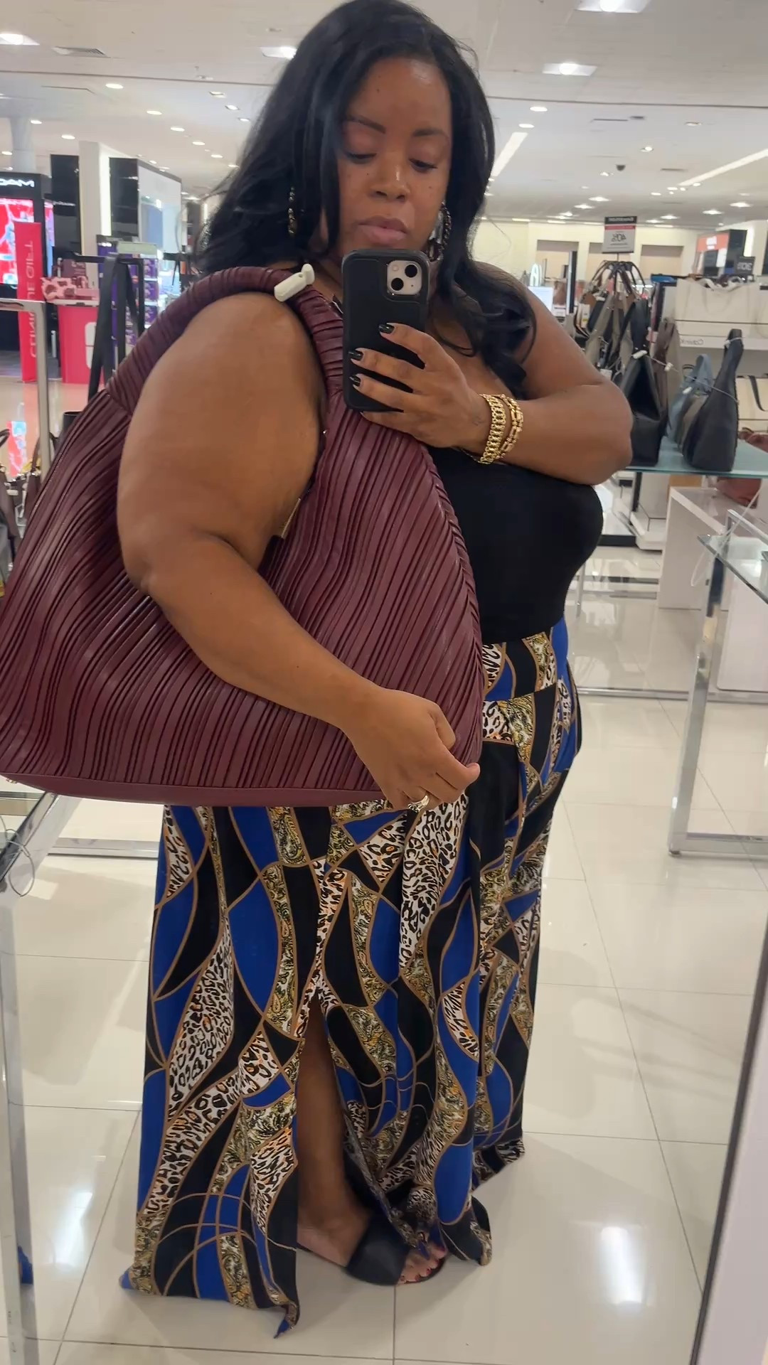 Fall hobo bags at Macys

#LTKPlusSize #LTKItBag #LTKOver40