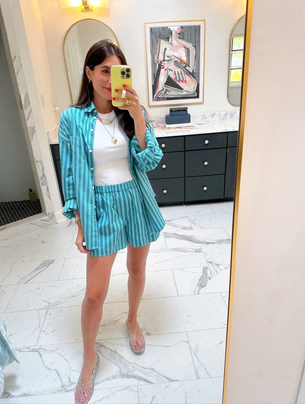 Summer ootd! Set is very oversized. I’m in an XS, but should should’ve sized down to an XXS! 

#LTKSeasonal #LTKStyleTip