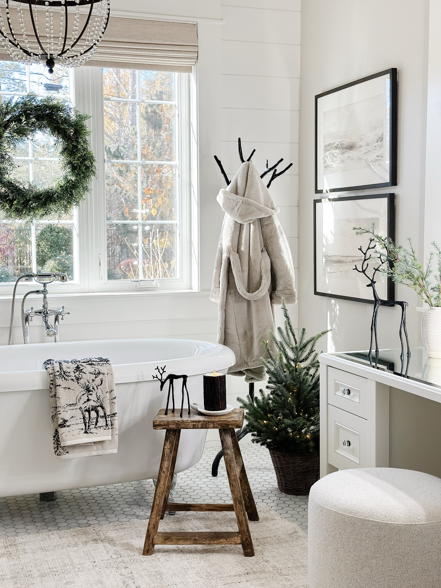 Holiday Bathroomm

#LTKHoliday #LTKHome #LTKCyberWeek