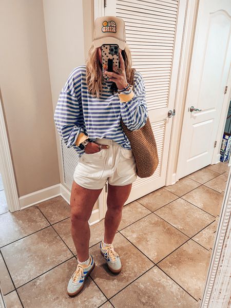 Beachy fit 💙🔆🏝️
Top sized up to a XL
Shorts S
Sneaks sized down 


#LTKFindsUnder50 #LTKStyleTip #LTKOver40