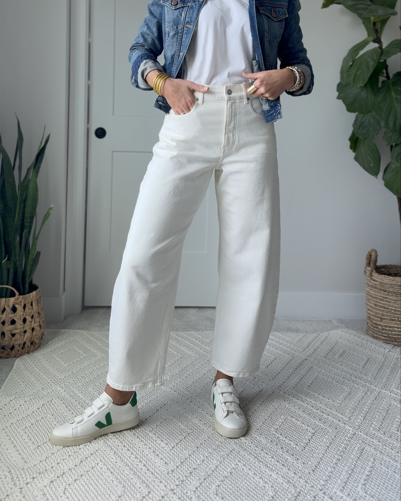 Sneaker outfit you can recreate in your own closet! I love the subtle pop of green on these neutral, fashion forward Veja sneakers! I recommend going up a size in these if you’re between sizes, they run snug. But don’t require any break in time!

#LTKBacktoSchool #LTKShoeCrush #LTKOver40