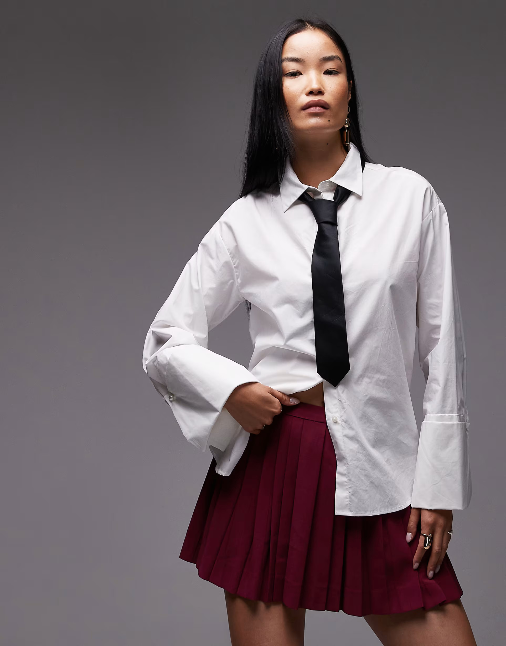 Vero Moda crisp oversized fit shirt with extra deep cuffs in white | ASOS (Global)