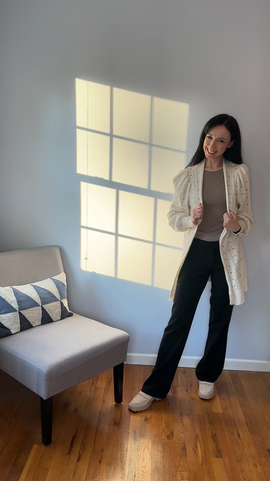 Thursday vibes: Keept it sleek and comfy for the workday. 🖤✨ Powered through in this classic combo. Let’s finish the week strong! 💼 #ThursdayOutfit #OOTD #WorkwearInspo #EffortlessChic

#LTKWorkwear #LTKFindsUnder100 #LTKStyleTip