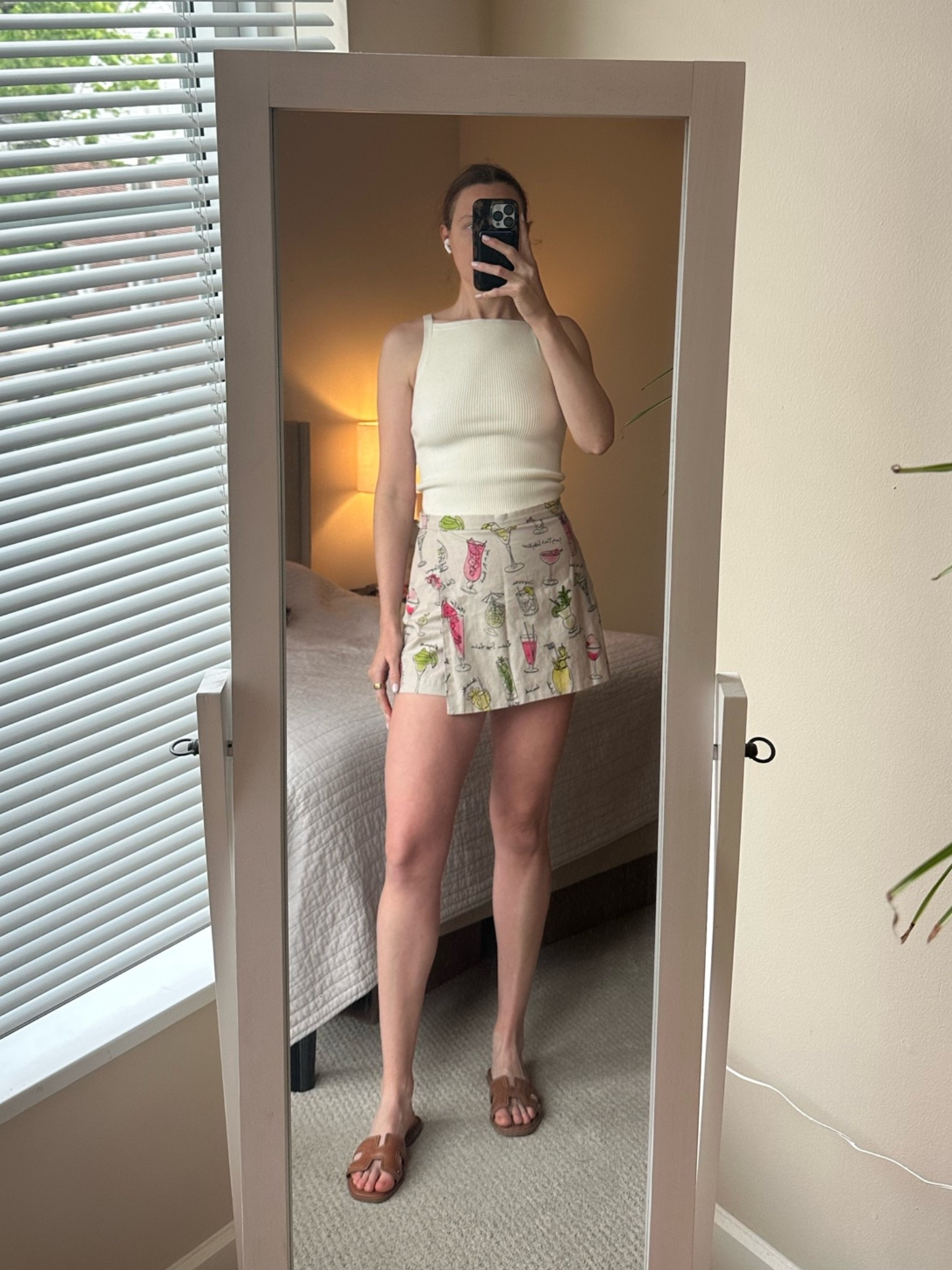 Florida Bound in this adorable Nuuly skort

#LTKgrwm #LTKootd #LTKTravel