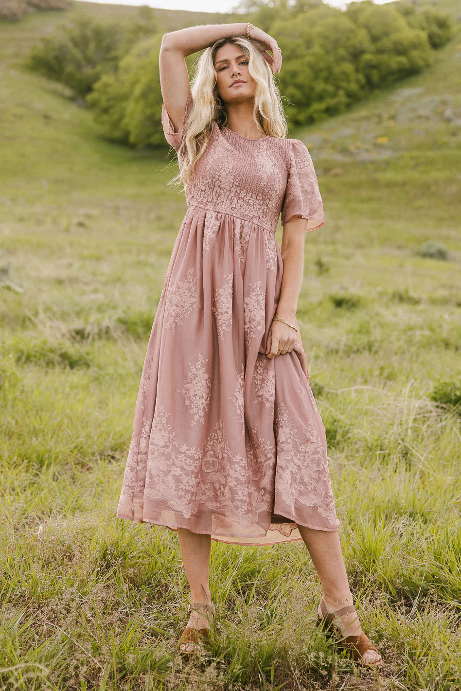 Alora Embroidered Dress in Dusty Rose | Böhme US