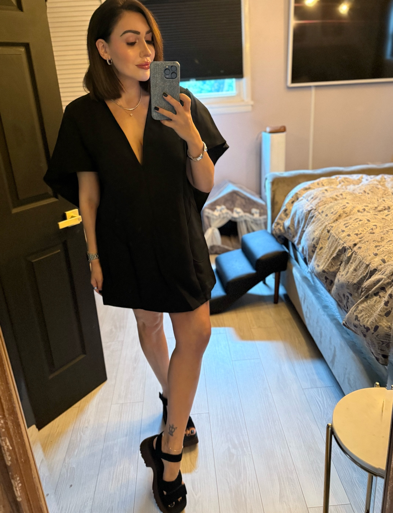 #ugg #uggsandals #sandals #summer #summerwear 

#LTKworkwear #LTKSeasonal