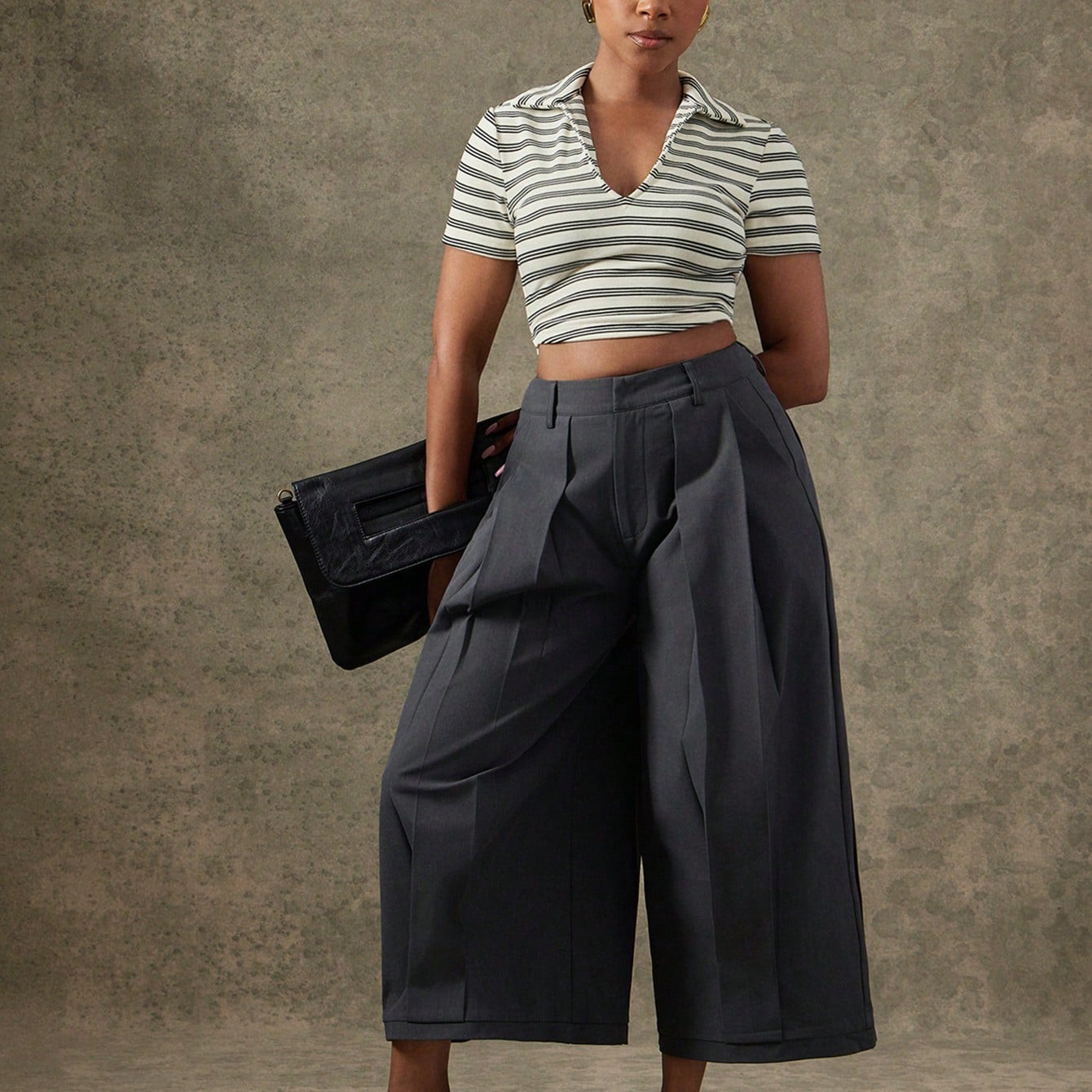 Vixey Solid Woven High Waist Panel Detail Culotte Office Pants | SHEIN