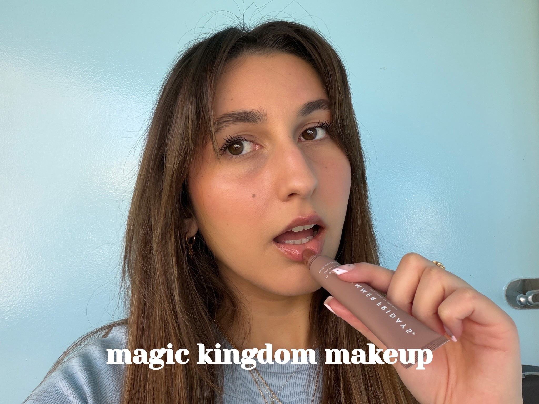 Magic Kingdom makeup of the day 💄

Tinted moisturizer: Rare Beauty
Concealer: Tower 28 Beauty
Blush: Rare Beauty
Brow gel: Glossier
Mascara: Rare Beauty and Maybelline 
Lipgloss: Summer Fridays

Ig: @jkyinthesky

#makeup #makeuproutine #sephora #ulta #rarebeauty #tower28 #glossier #maybelline #summerfridays #lippie #styleblogger #everydaymakeup #disneystyle #disneyblogger @summerfridays 

#LTKgrwm #LTKBeauty #LTKootd