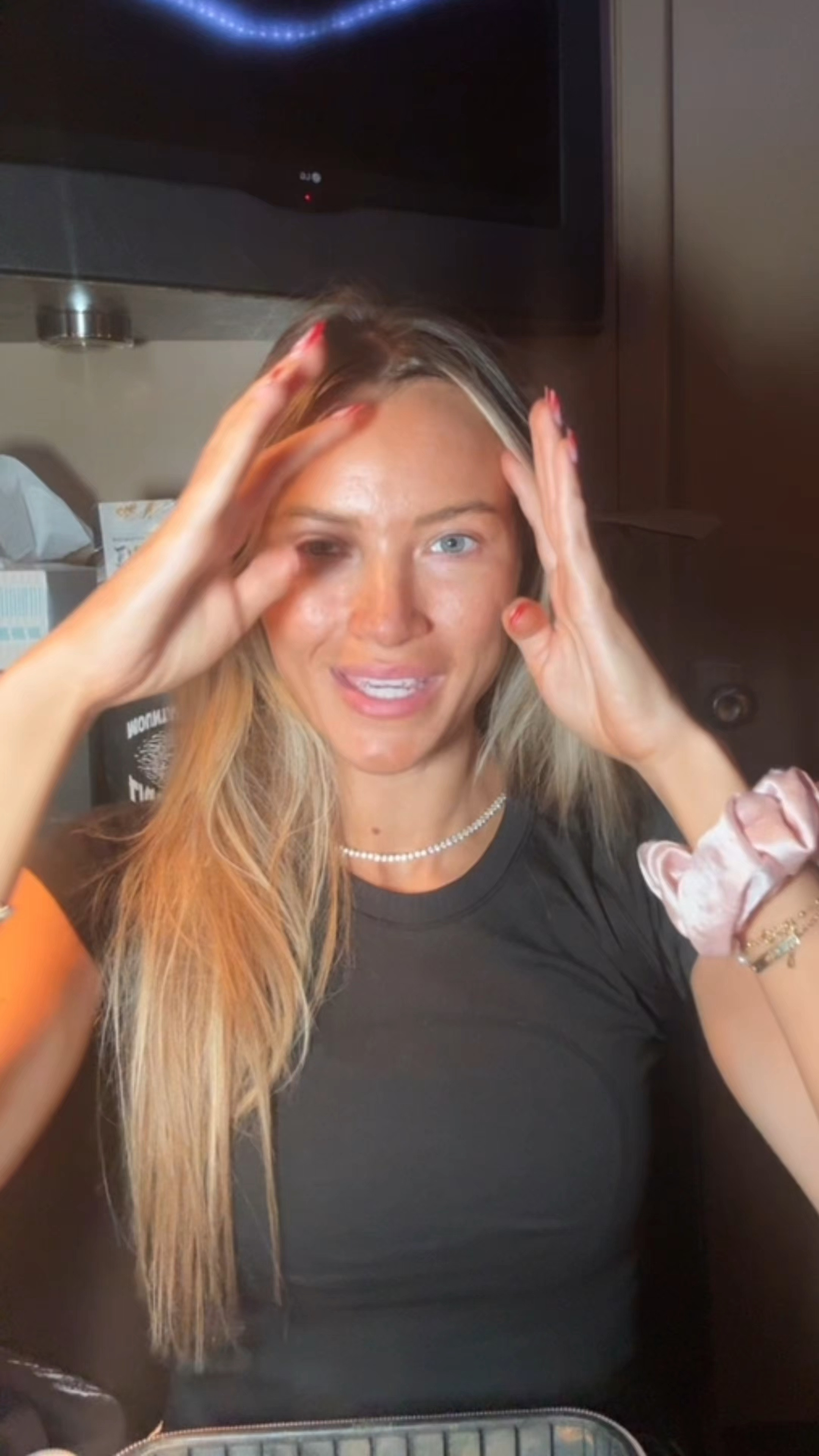 GRWM MAKEUP ROUTINE FOR MY BOYFRIENDS COUNTRY CONCERT 

#LTKBeauty #LTKFindsUnder100 #LTKWatchNow