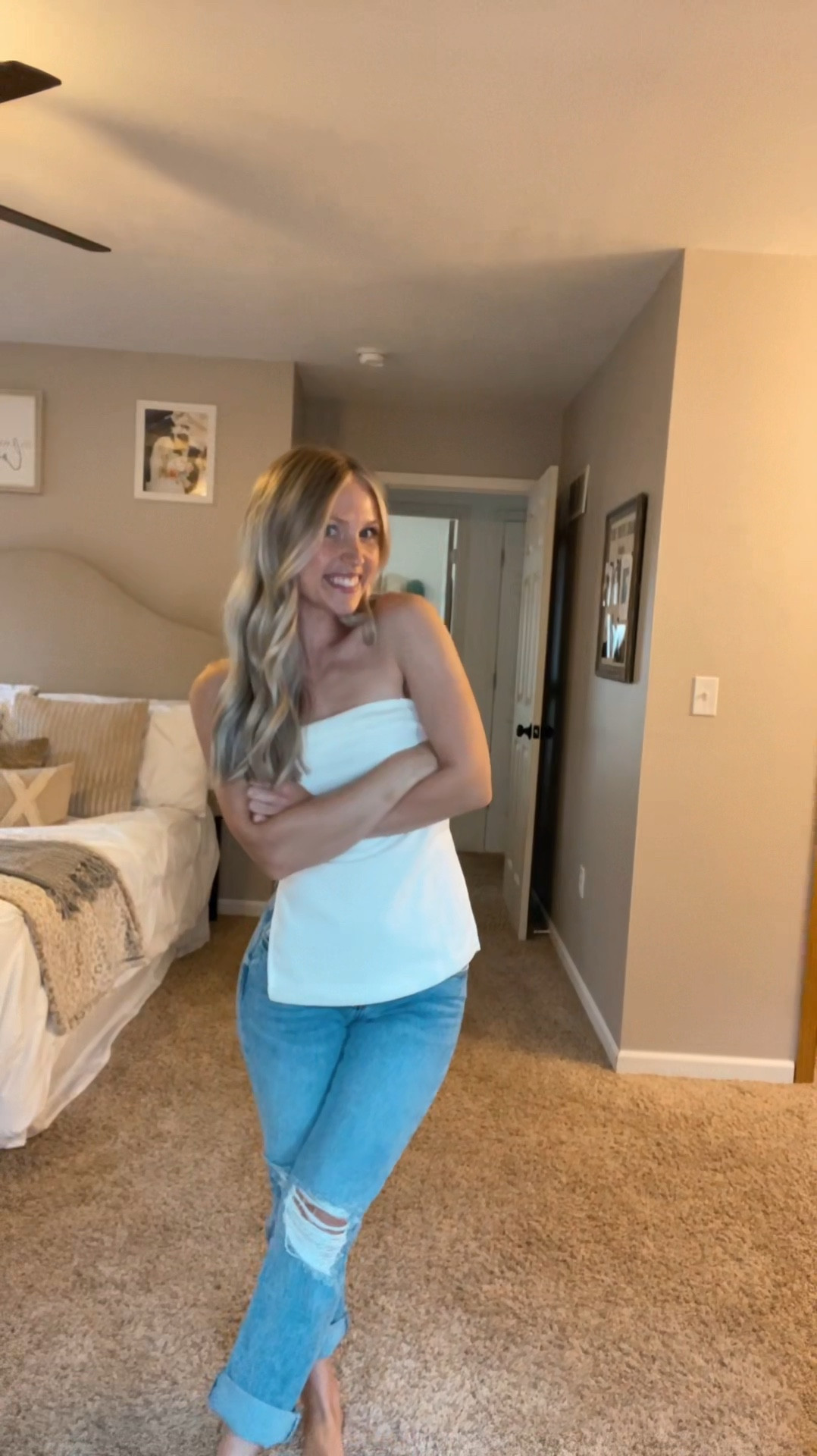 Amazon find. My new fav top! Can be dressed up or worn casual ✨