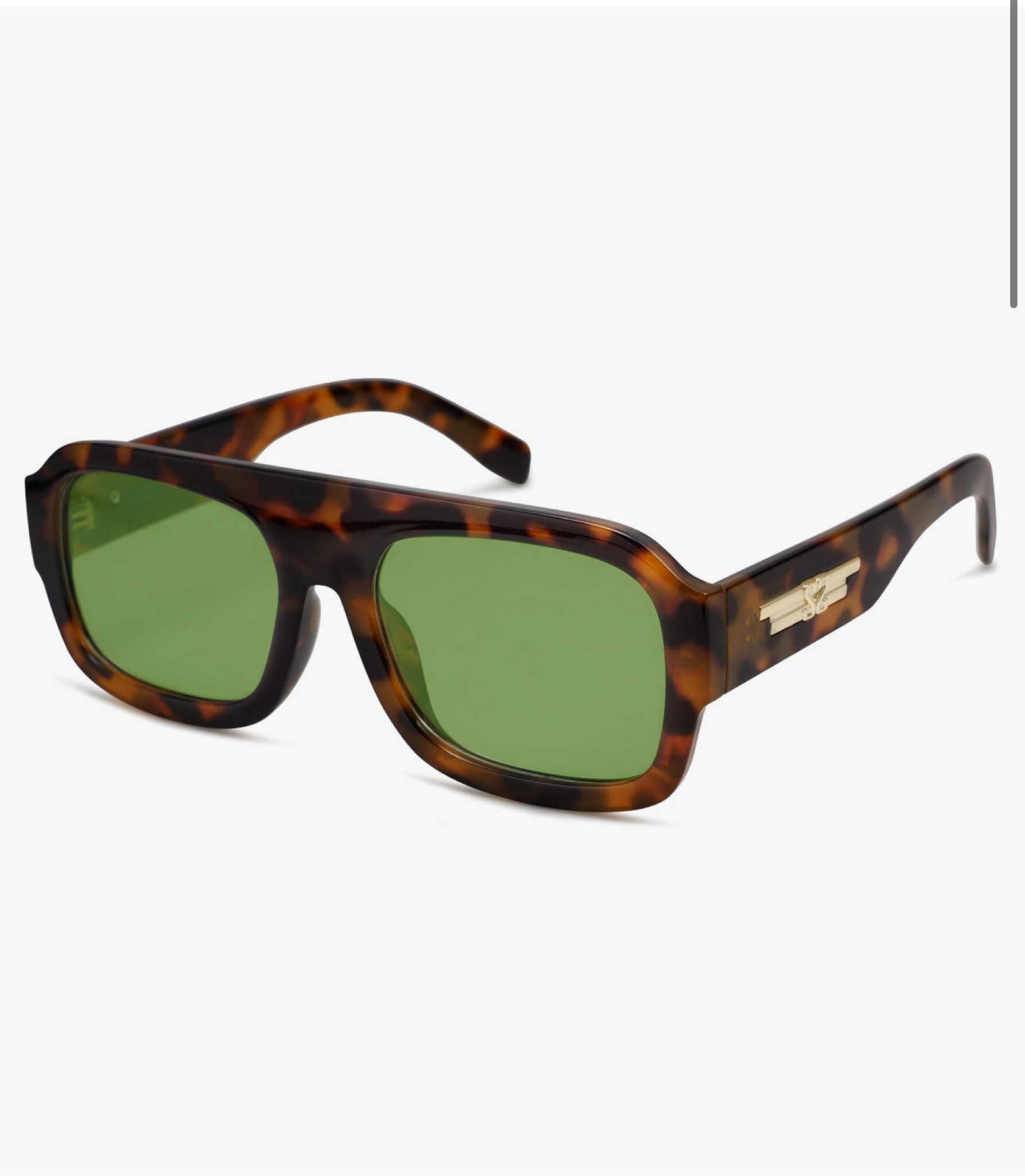 Aviator sunglasses with green lense. 

#LTKSeasonal #LTKStyleTip #LTKBeauty