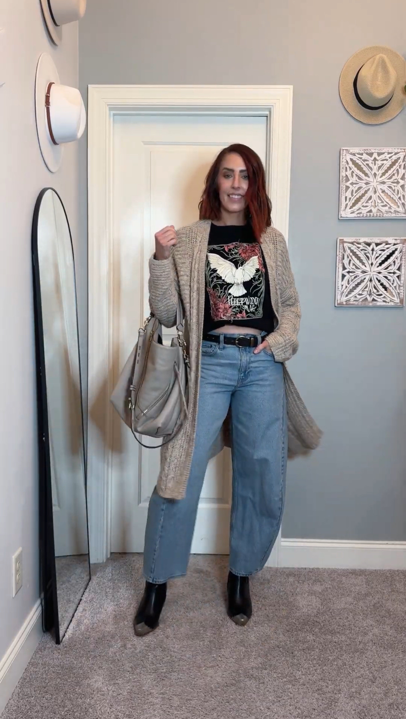 Elevated Jeans and tee look

#LTKStyleTip #LTKFindsUnder100 #LTKSaleAlert