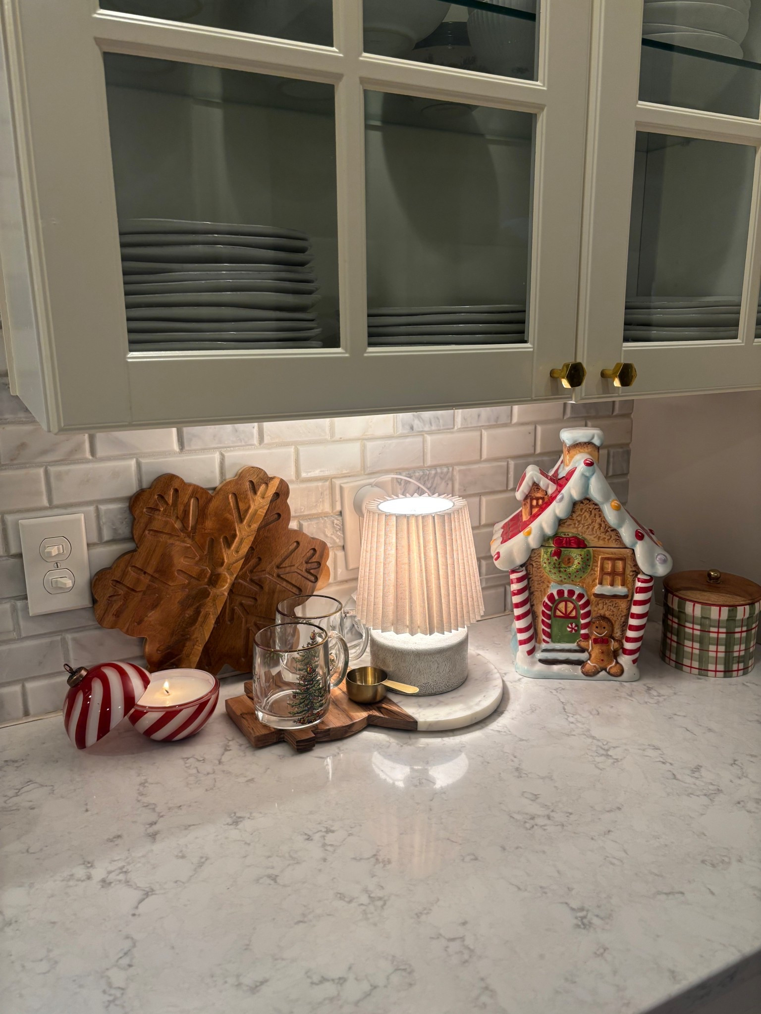 Cozy Christmas corner!!!! Linking everything I could find & similar items as well! 

Snowman cheese board & canister are homegoods! Mugs are thrifted but I linked similar:) 

#LTKGiftGuide #LTKHome #LTKHoliday