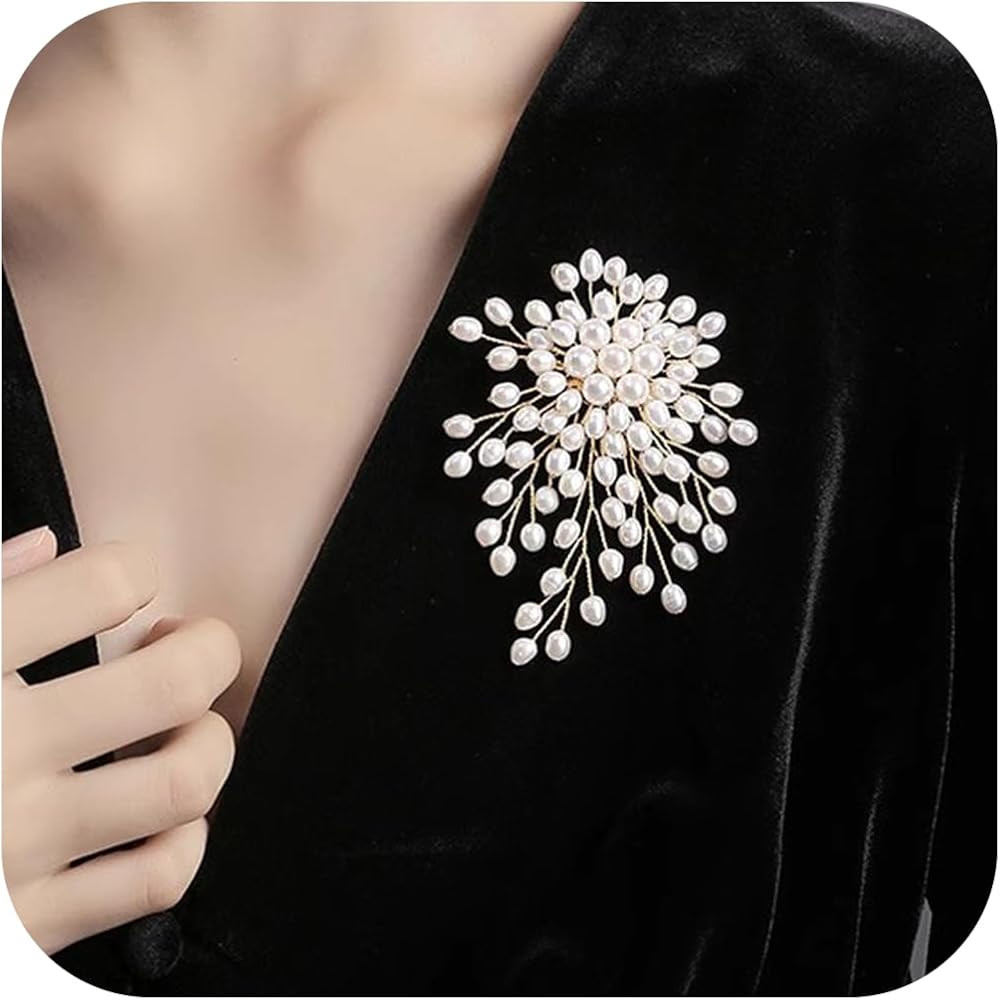 Charm White Pearl Brooch Pins for Women,Striking Large Pearl Flower Statement Costume Pin Gracefu... | Amazon (US)