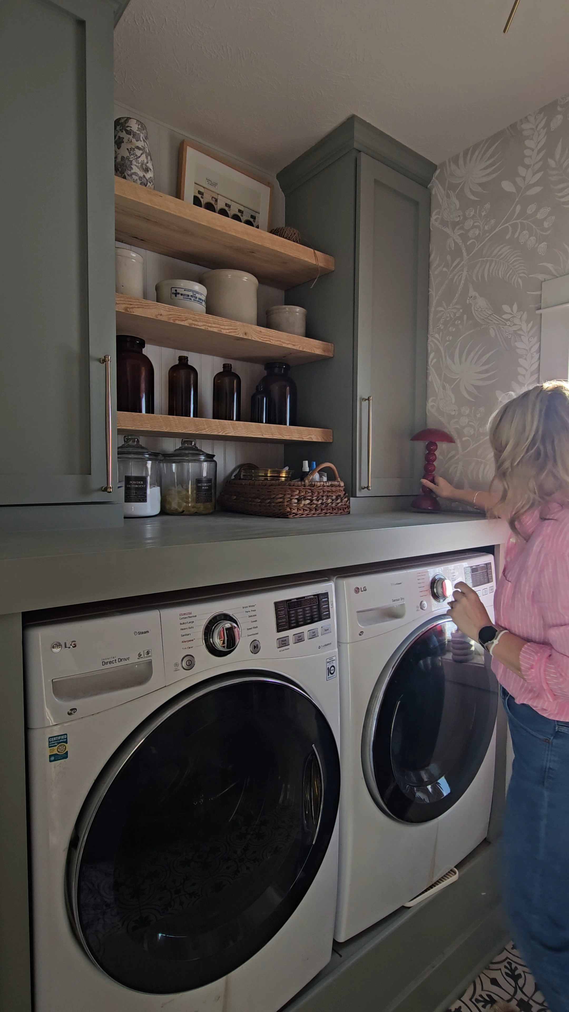 1 lamp, styled 5 ways. The lamp I loved so much, I bought it twice

#LTKHome #LTKOver40 #LTKmomlife