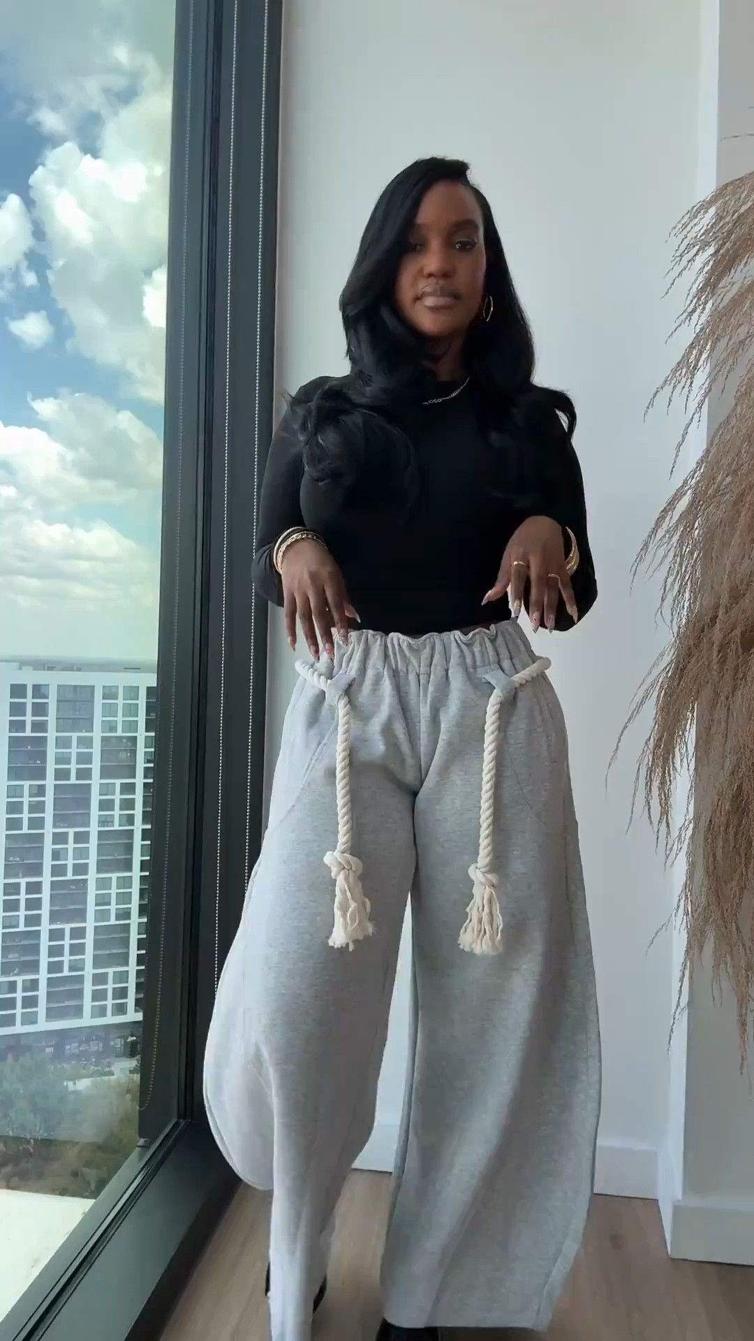 okay these are THAT comfy but still cute set 🤍

loose, soft, and actually flattering
the fit gives relaxed but the details make it feel styled

the kind you throw on and still look put together without trying

wearing a small for reference

#comfyoutfits #loungewearstyle #amazonfashion #casuallooks #effortlessstyle #ltkstyle


#LTKSeasonal #LTKgrwm #LTKootd