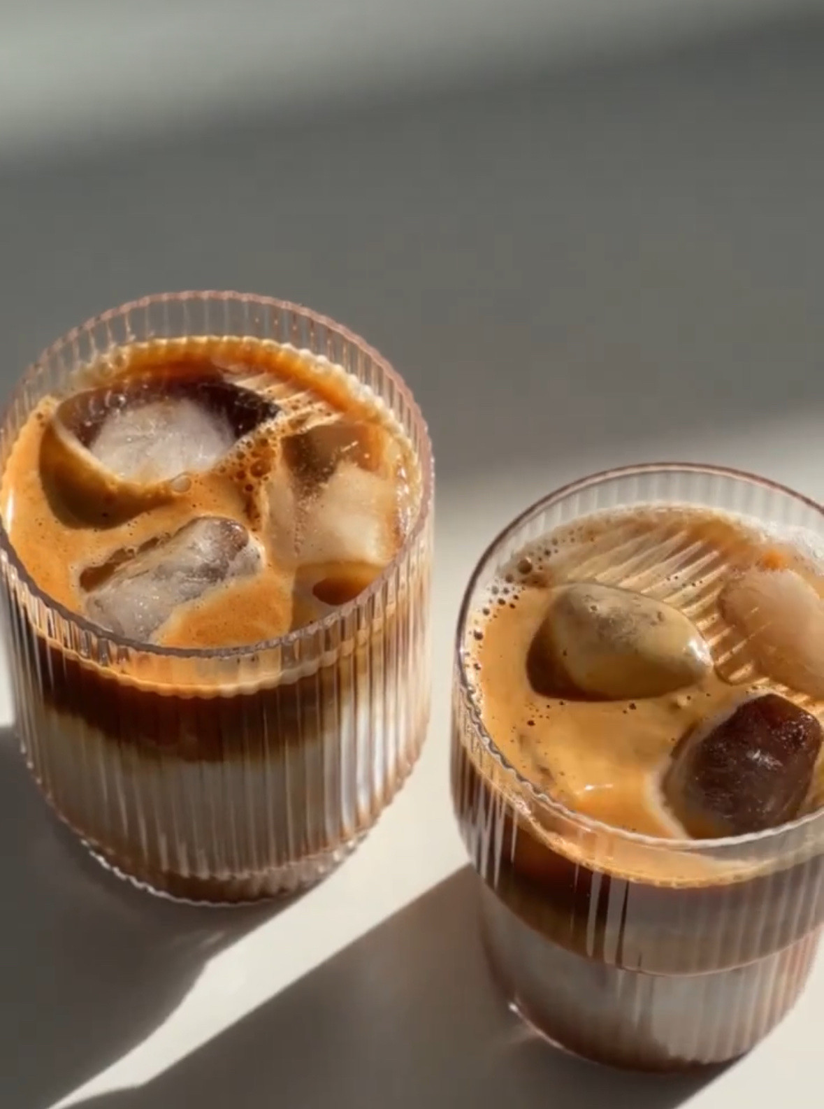 spring home decor ideas, summer home refresh, minimalist home decor for spring, floral decor ideas, outdoor patio ideas, cozy backyard makeover, trending wall colors for spring, summer tablescape inspiration, decluttering for spring, breezy curtains for summer, indoor plants for warmer weather, small space summer decorating tips 

 #LTKHome #LTKWorkwear #LTKTravel