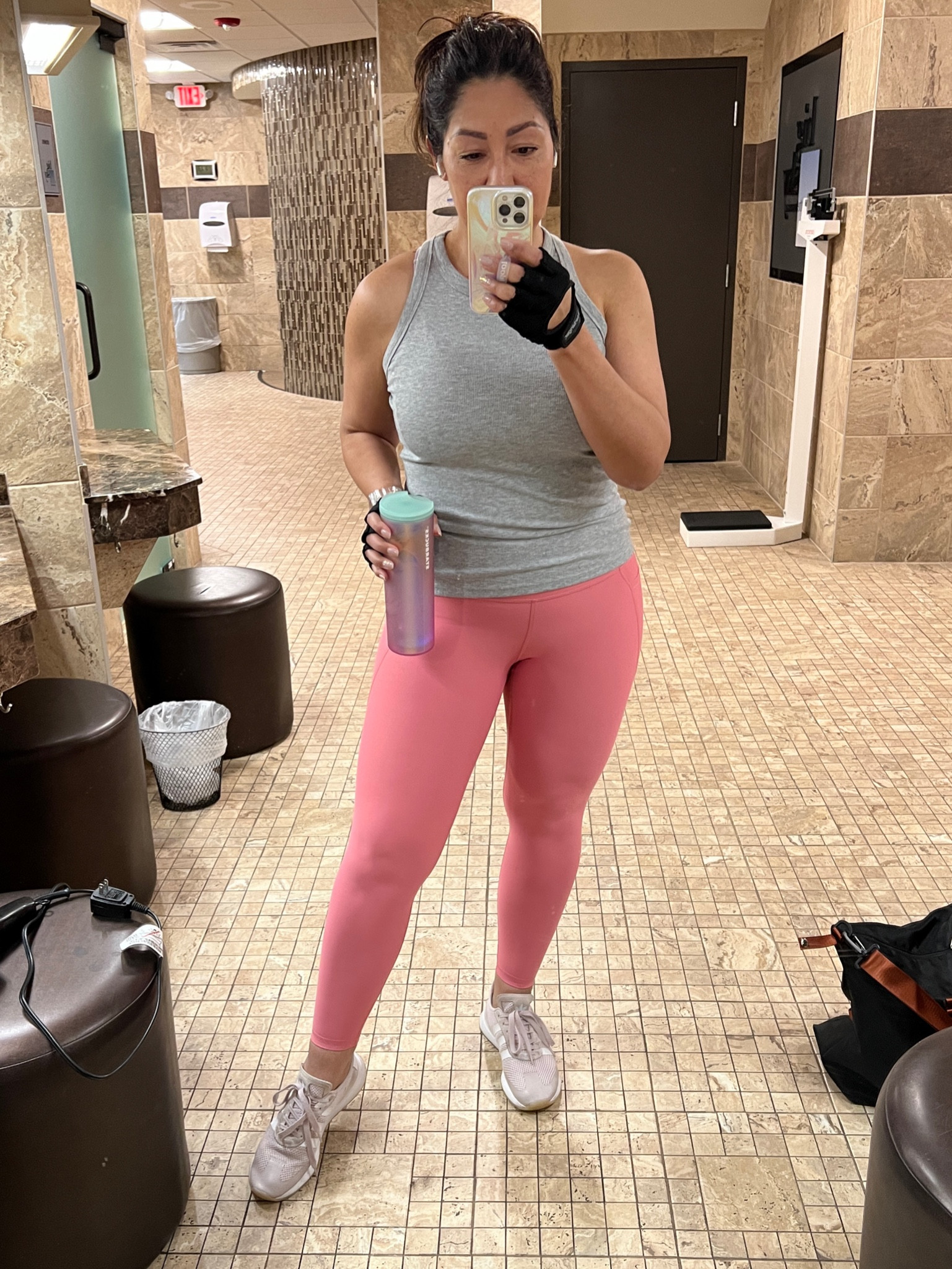 New workout gear spring colors! Athleisure. Athletics. Workout. Athletic wear. 

#LTKSeasonal #LTKfit #LTKstyletip