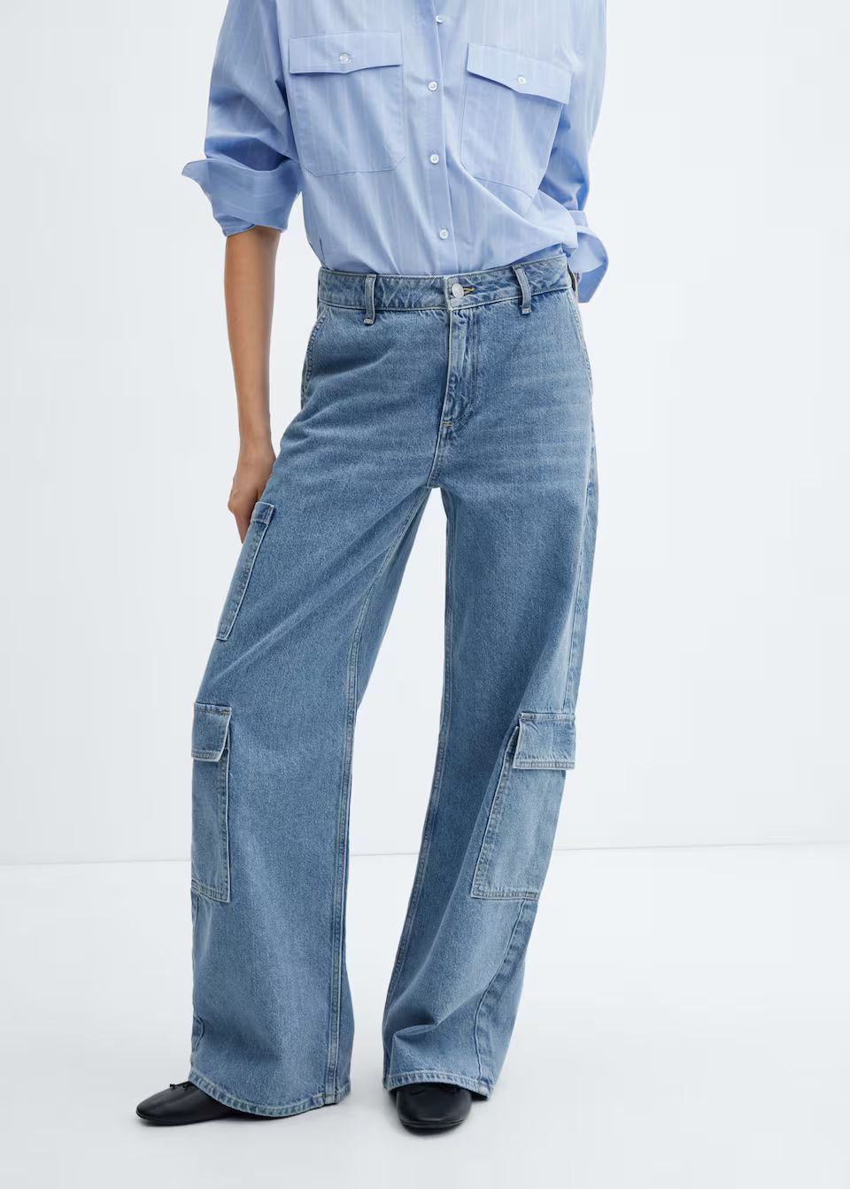 Loose cargo jeans with pockets -  Women | Mango United Kingdom | MANGO (UK)