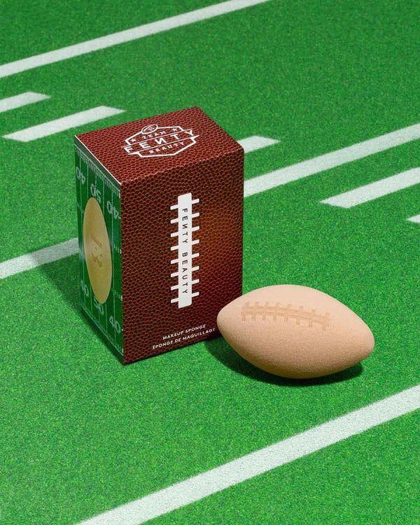 Showstopp'r Football Sponge | Fenty Beauty