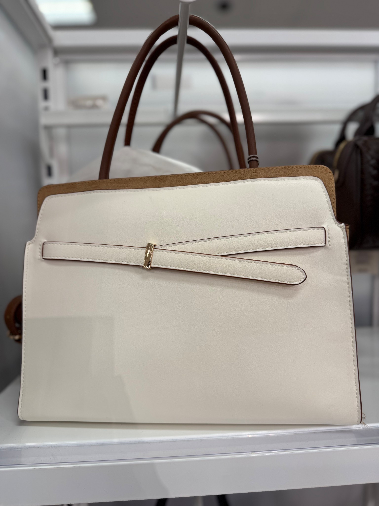 Timeless look for less 🤍

#LTKmomlife #LTKgrwm #LTKootd