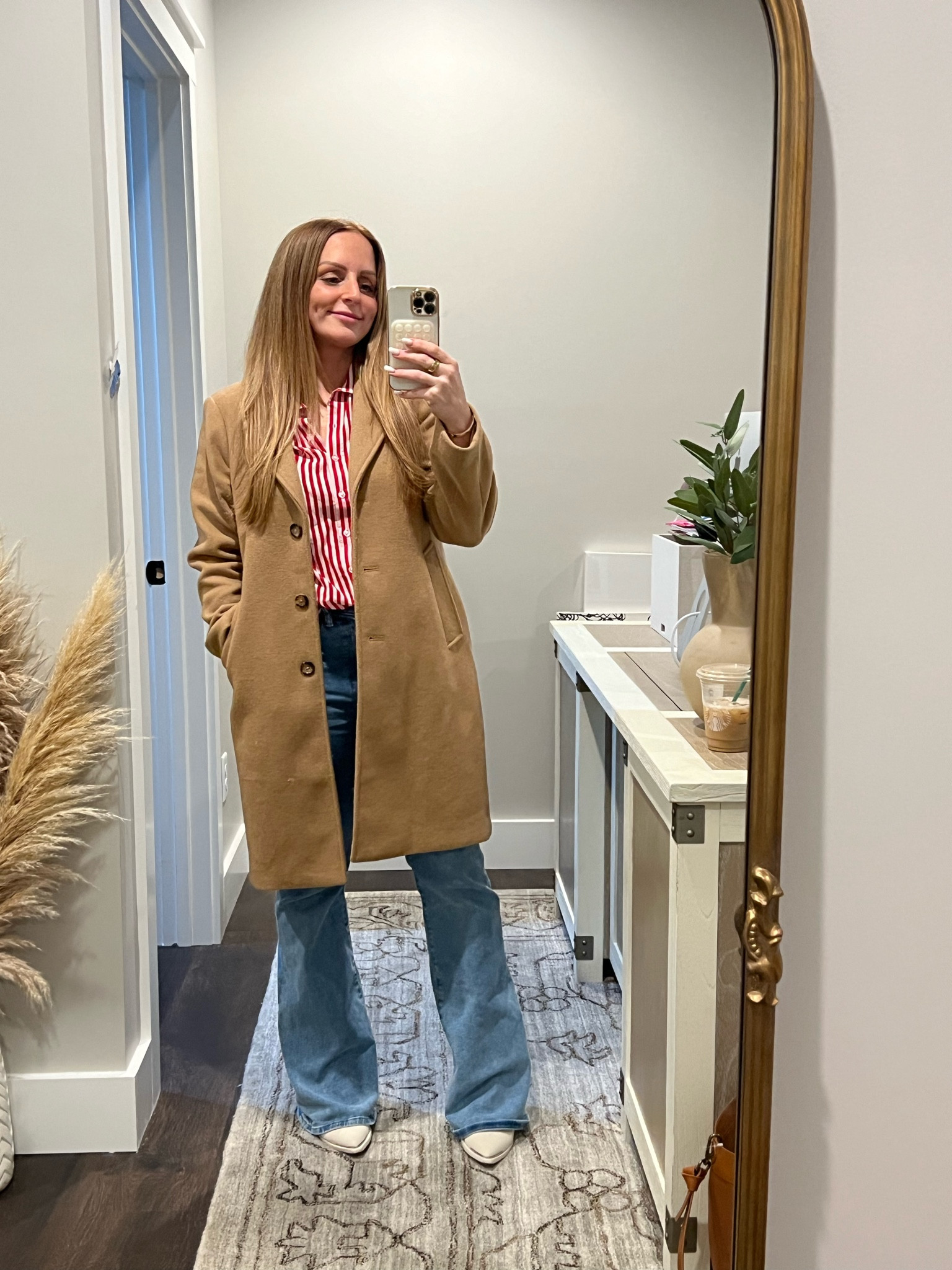 Fall but make it fun 🫶🏼✨🤌🏼
wearing a small in top, 27/4 short in the jeans and 7.5 boots 

#LTKstyletip #LTKshoecrush #LTKSeasonal