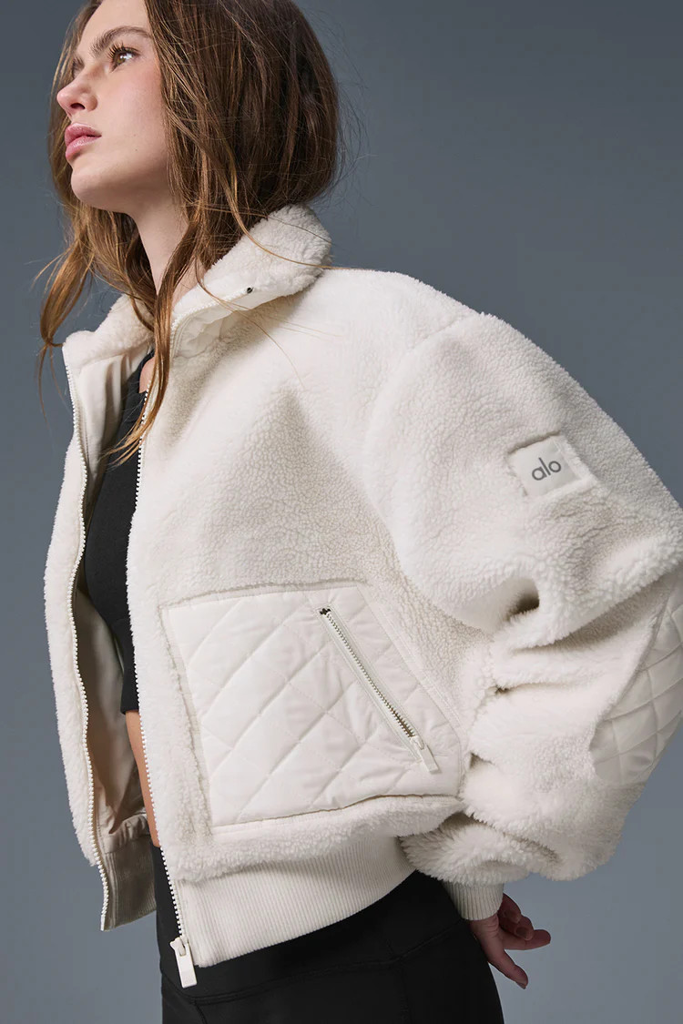 Sherpa Edge Bomber - Ivory | Alo Yoga (US)