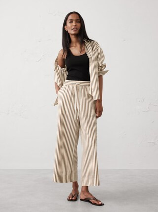 Wide-Leg High-Rise Seersucker Cropped Pull-On Pant | Banana Republic Factory | Banana Republic Factory