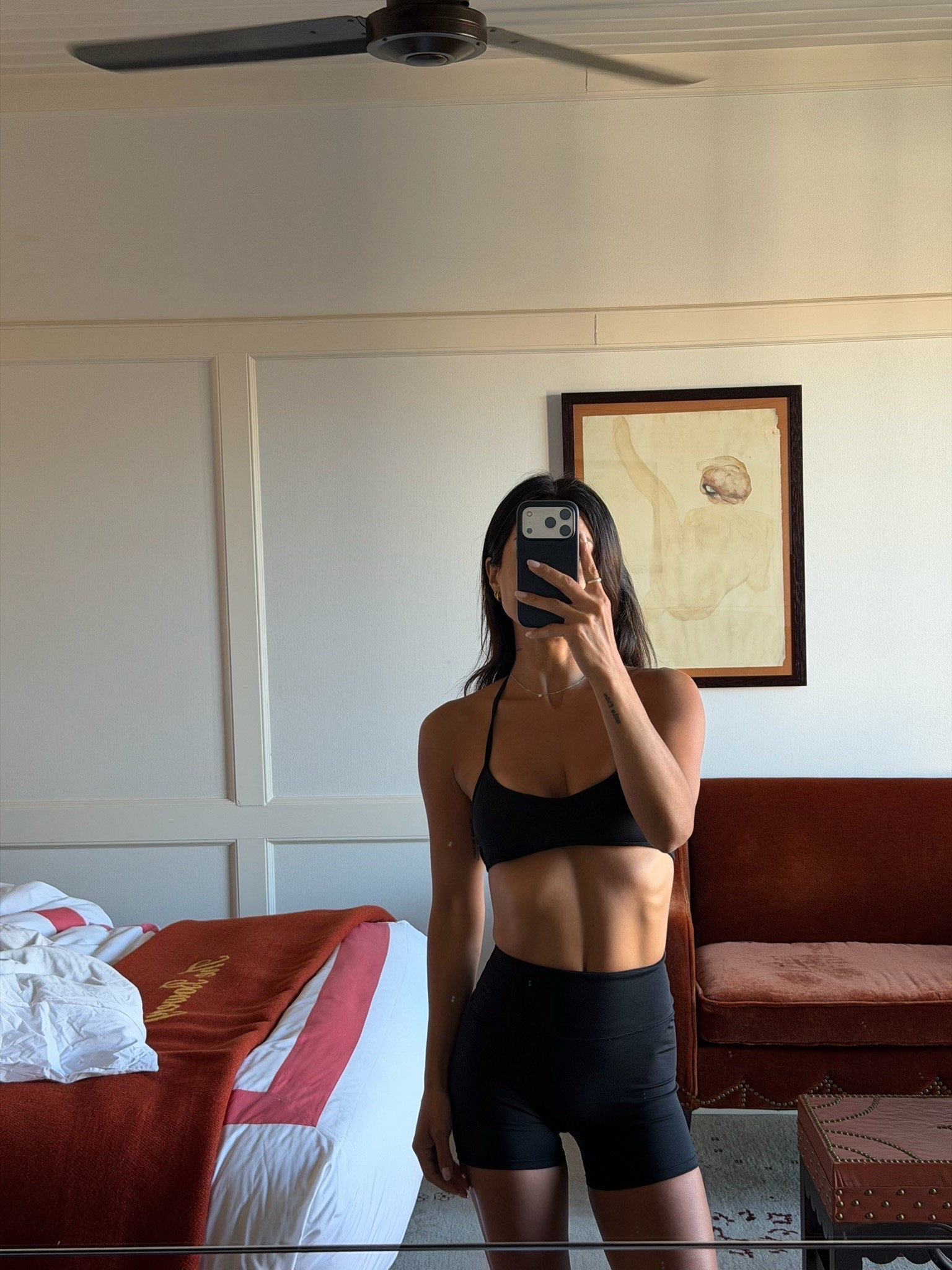 simple black workout fit

#LTKActive #LTKfitnessgoals #LTKdayinmylife