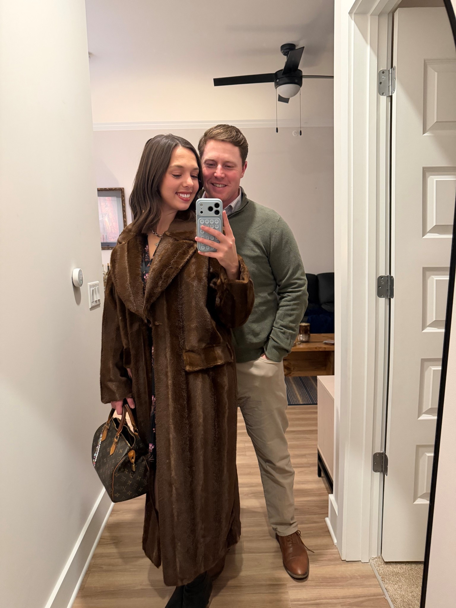 Date night wearing a brown mink faux fur coat from Avec Les Filles 🤎

#fauxfur #furcoat #chocolatebrown #chocolatecoat #browncoat #brownmink #fauxmink #fauxminkcoat #warmfurcoat 

#LTKdayinmylife #LTKootd #LTKTravel