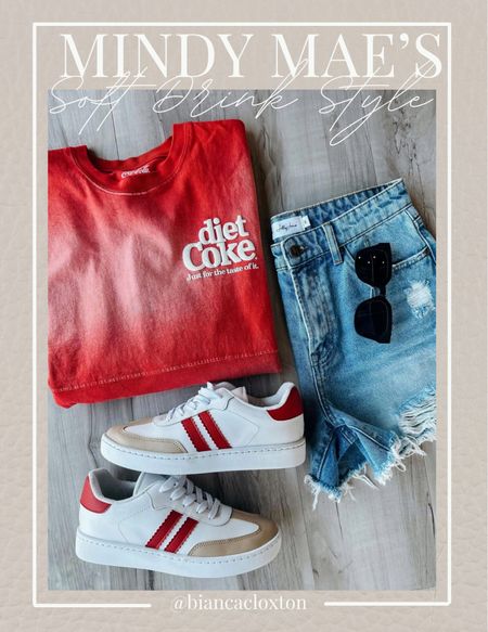 Diet Coke Pullover || Mindy Mae’s Market

Summer style, Diet Coke, cute outfit, outfit idea, pullover, jean shorts



#LTKSeasonal #LTKstyletip #LTKmidsize