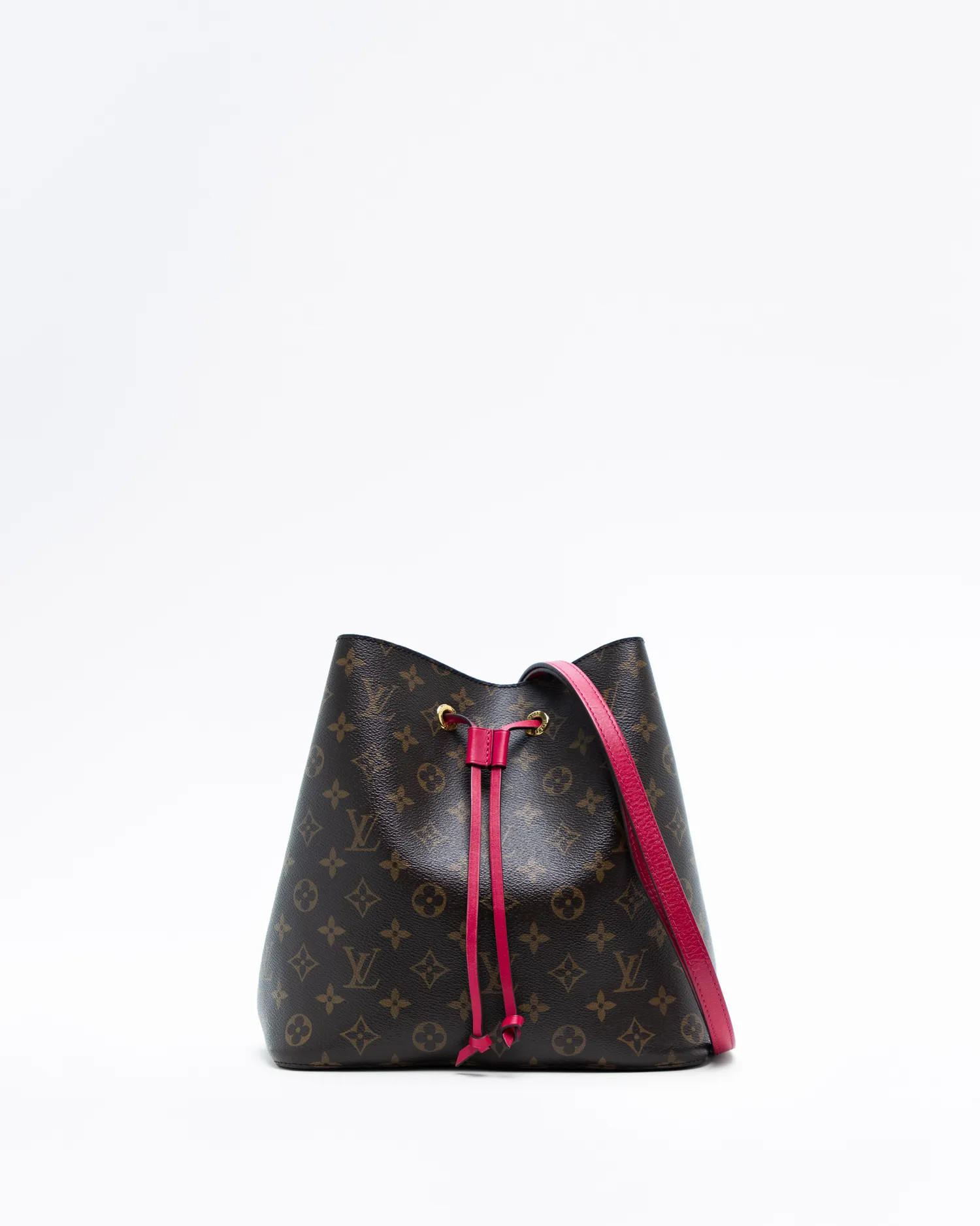 HomeHow It WorksClub PerksApply nowMerch Shop | Vivrelle