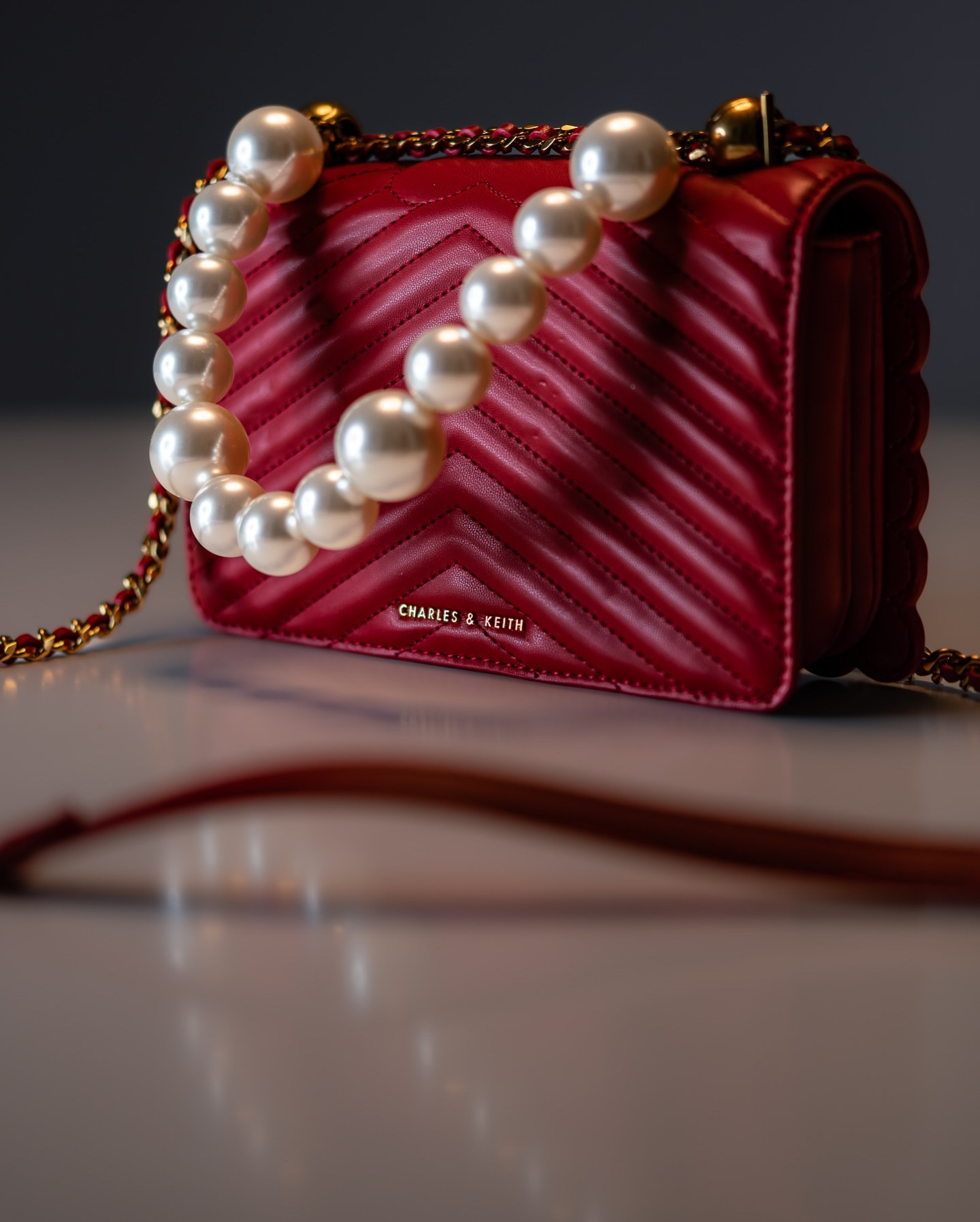 Don’t forget, you are your greatest love. So treat yourself to something nice too 😉 

#itsfaithmueller #imwithcharleskeith #charleskeithfamily #charleskeithcommunity