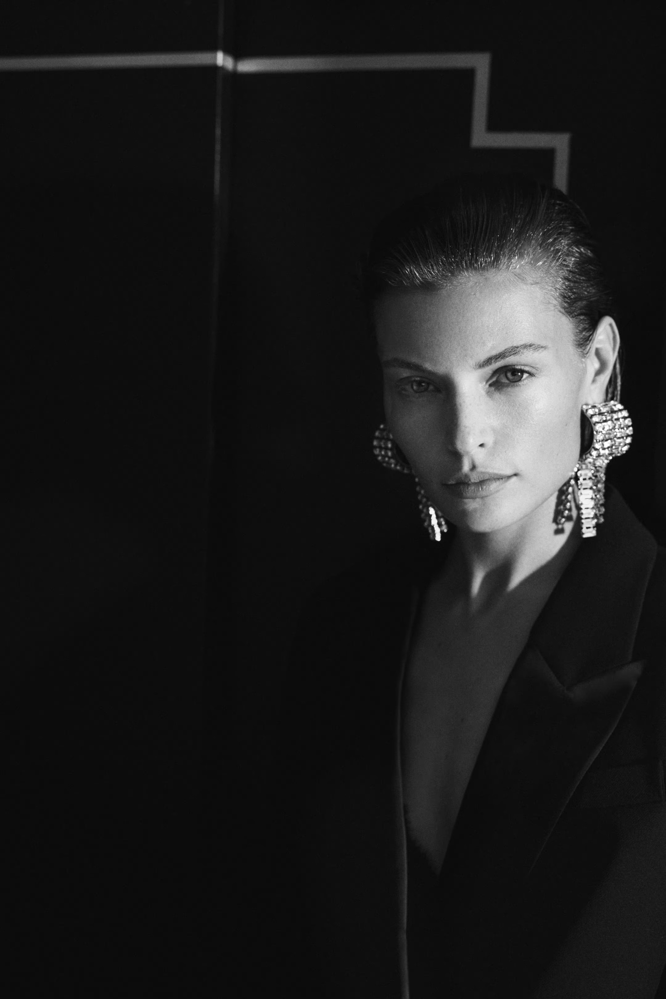 Long Rhinestone Earrings - Silver-colored - Ladies | H&M CA | H&M (US + CA)