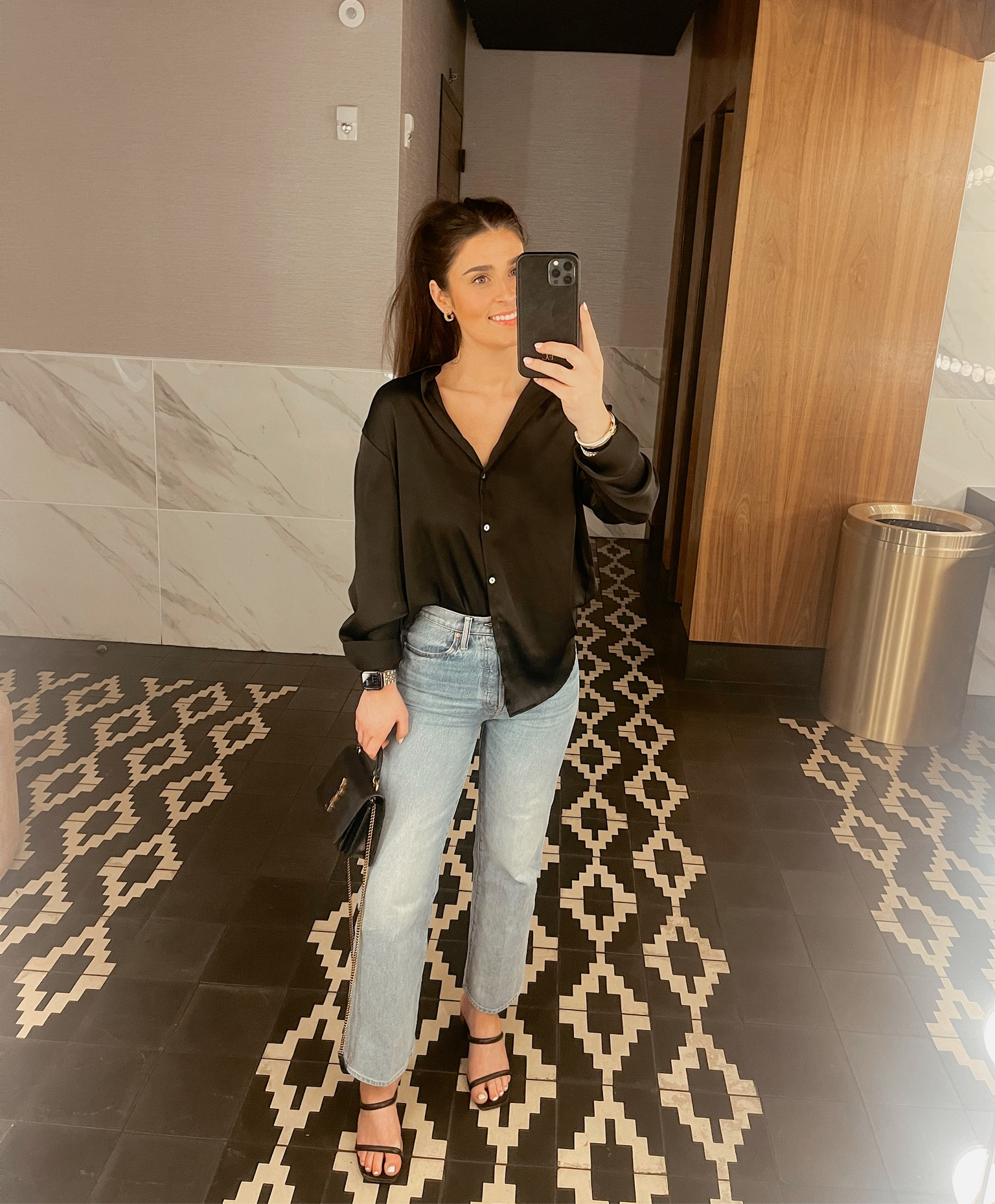 Dinner Date 🤍🖤 Love the Mother jeans and heel combo to spice up light wash denim! #denim #date #ootd #fitcheck 

#LTKunder50 #LTKstyletip #LTKshoecrush