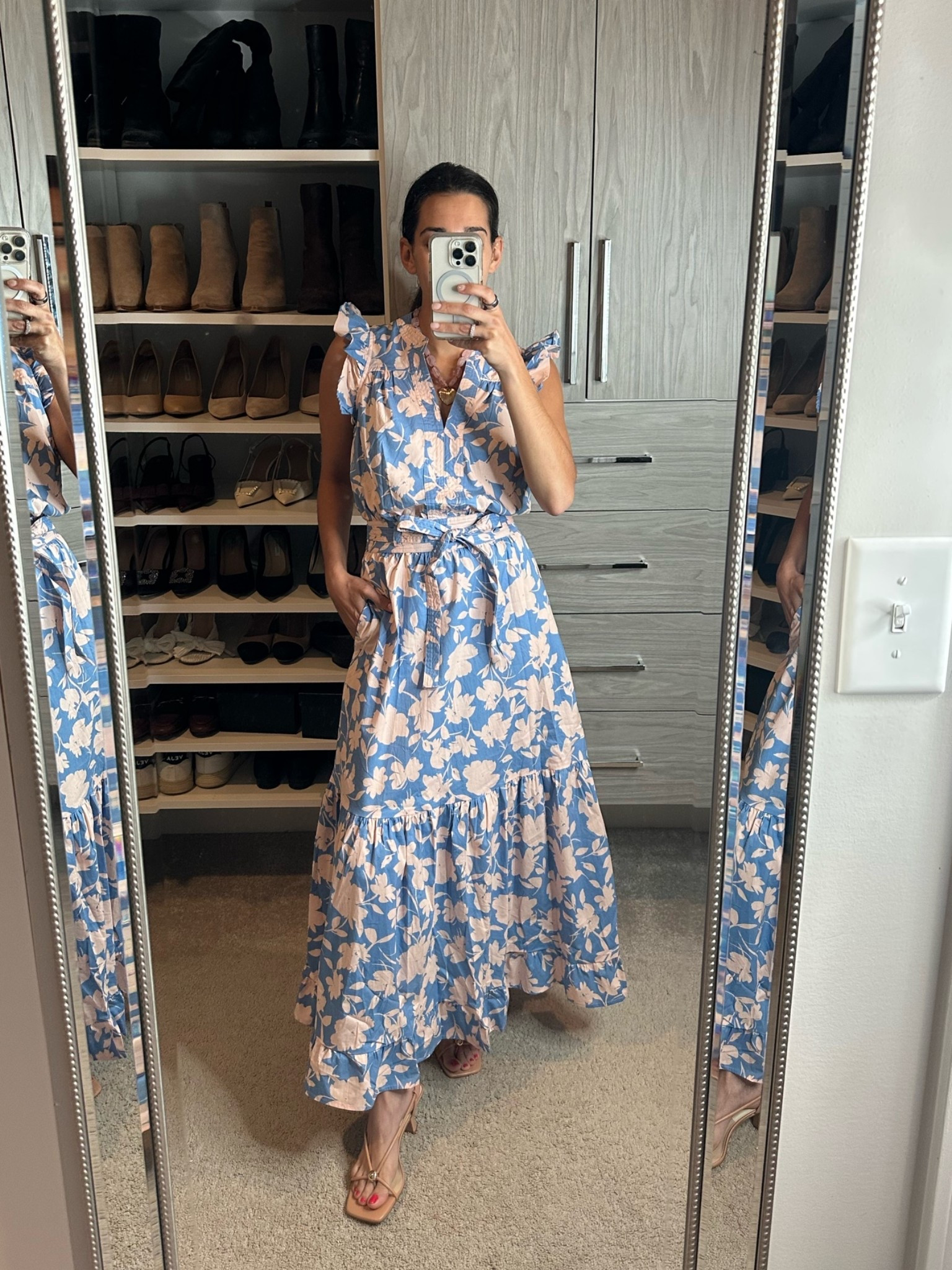 Summer dress  
Baby shower dress
Gender reveal dress 
resort wear 
@Gibsonlook 


Wearing an XS