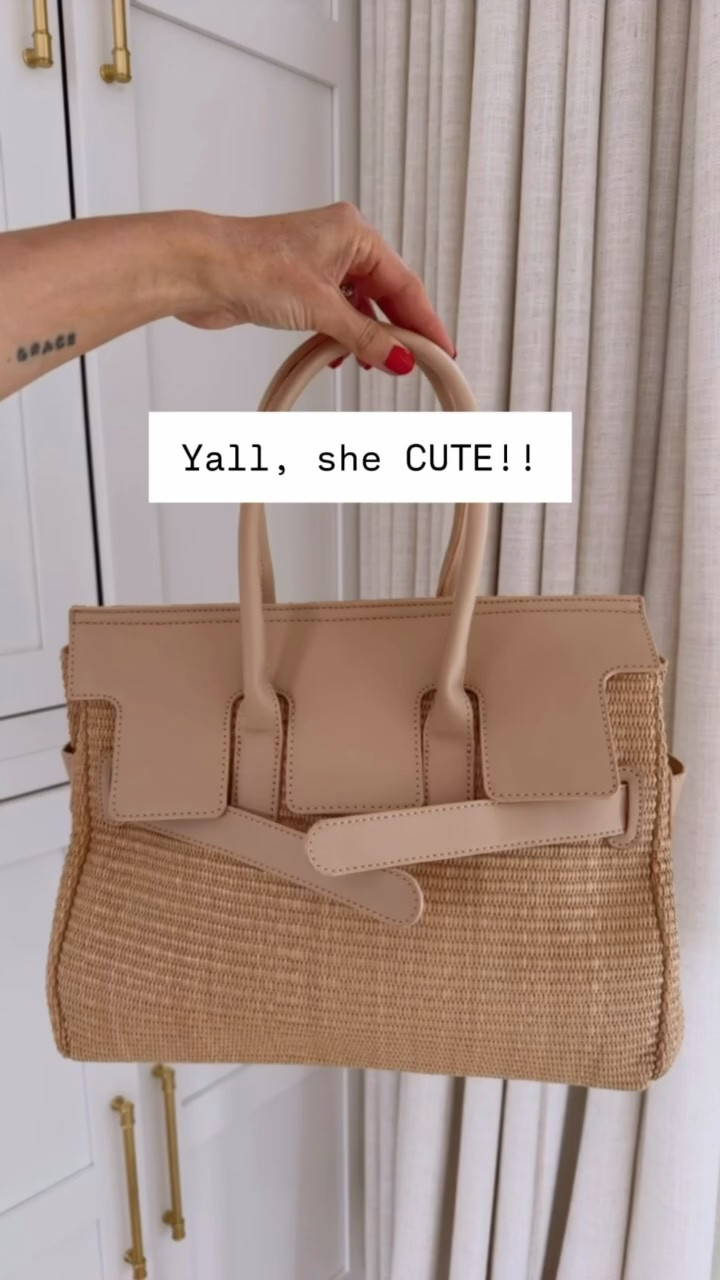 Obsessed with this purse for summer 😍👏🏼 use code LOVERLY20 for 20% off!

Loverly Grey, Anthropologie, straw bag, straw purse, sale alert

#LTKSaleAlert