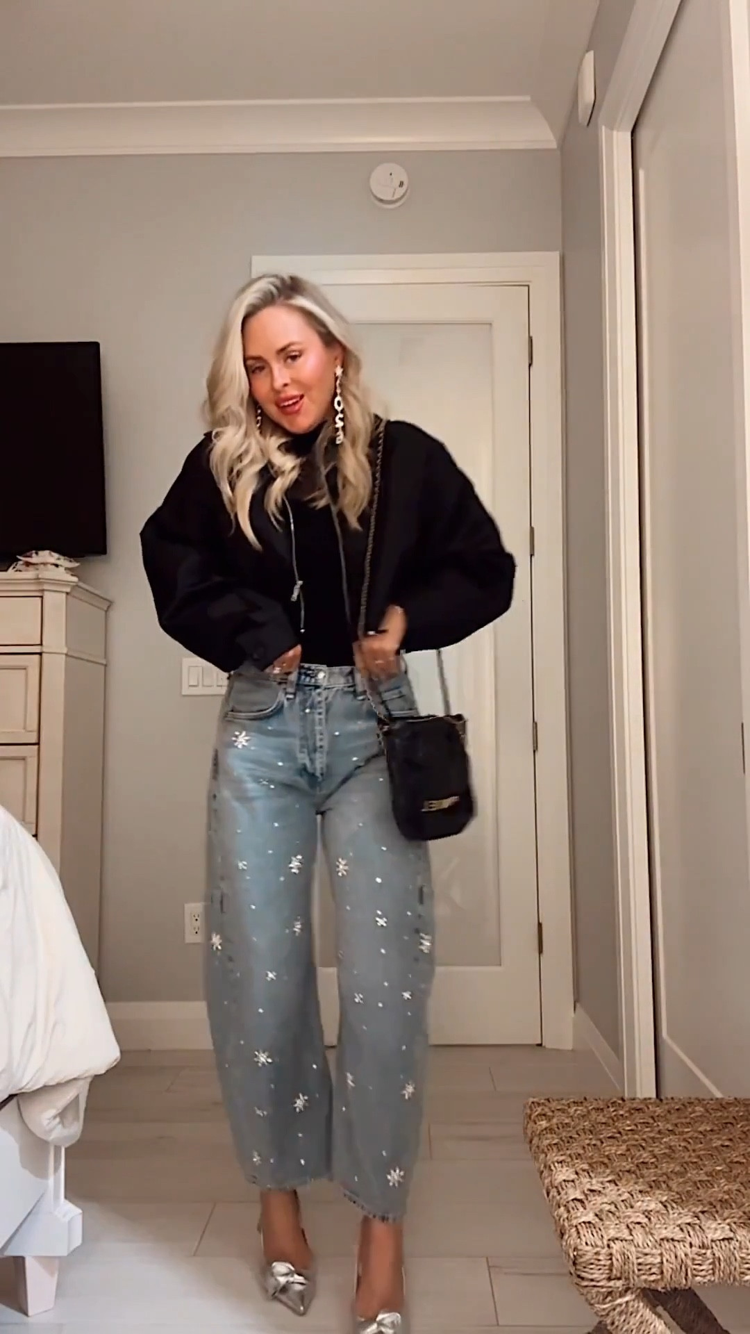 30% off my jeans!!! Wore this pants again this weekend and such a hit! Cute for your next date night! I get so many compliments on them! 
Embellished jeans are trending! 🔥✨

Jeans. Date night. Pants. Winter outfits. Valentine’s Day outfit. Denim. 

#LTKootd #LTKSaleAlert #LTKSeasonal