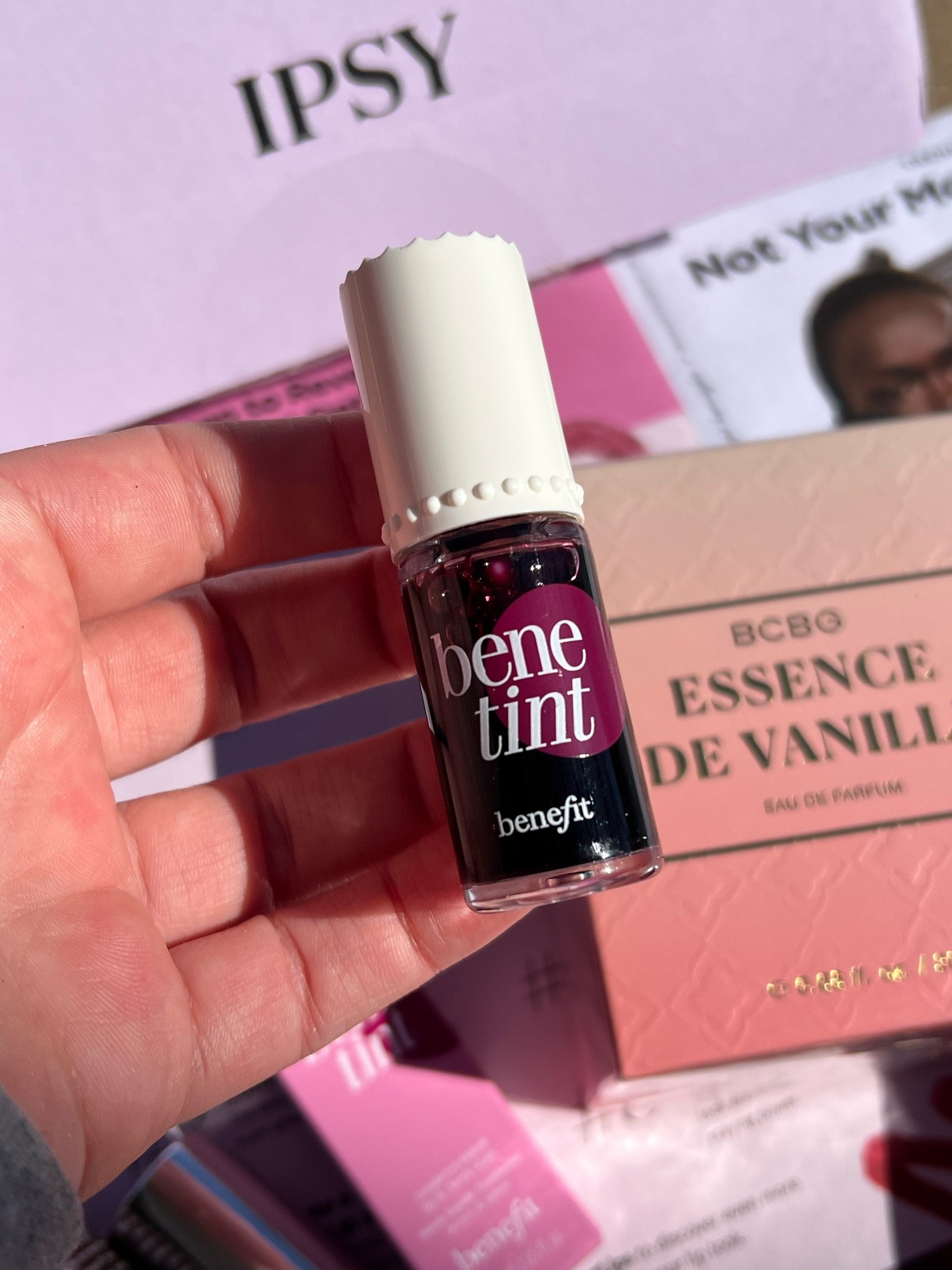 This lil Benetint is too cute. Benefit Cosmetics Benetint Tinted Lip & Cheek Stain in shade ‘Raspberry’.

#LTKBeauty #LTKSaleAlert #LTKgrwm