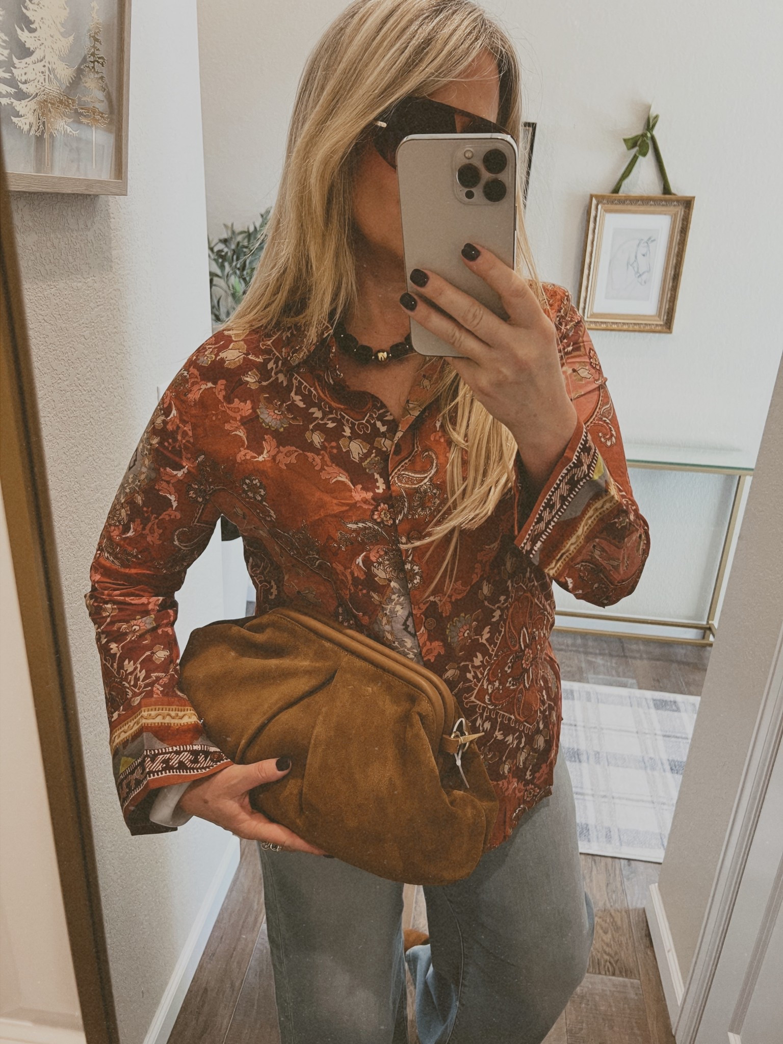  ✨Tap the bell, save and ❤️ for over 40 fashion, midlife style, midsize fashion and luxury looks for less. 

Spring looks, Midlife style for real women who want to feel confident again. Over 40 fashion and over 50 style that works with changing bodies, perimenopause shifts, and real life. Think midsize fashion, Gen X style and up, body confidence, and mom outfits that feel polished, comfortable, and elevated...because style over 45 and over 50 should feel effortless, not stressful.

👑"Helping you look good, feel good!" - Lindsey Denver

⬇️Sizing information:
Top medium (size down if in between sizes.)
Jeans 31 (size up if in between sizes.)


Follow my LTK @Over40andmidlife on the @shop.LTK app to view this post and get my exclusive app-only content!

#liketkit 
@shop.ltk
https://liketk.it/5Tc3e

Follow my LTK @Over40andmidlife on the @shop.LTK app to view this post and get my exclusive app-only content!

#liketkit 
@shop.ltk
https://liketk.it/5Tcke

Follow my LTK @Over40andmidlife on the @shop.LTK app to view this post and get my exclusive app-only content!

#liketkit #LTKMidsize #LTKOver40 #LTKmomlife
@shop.ltk
https://liketk.it/5TcD7